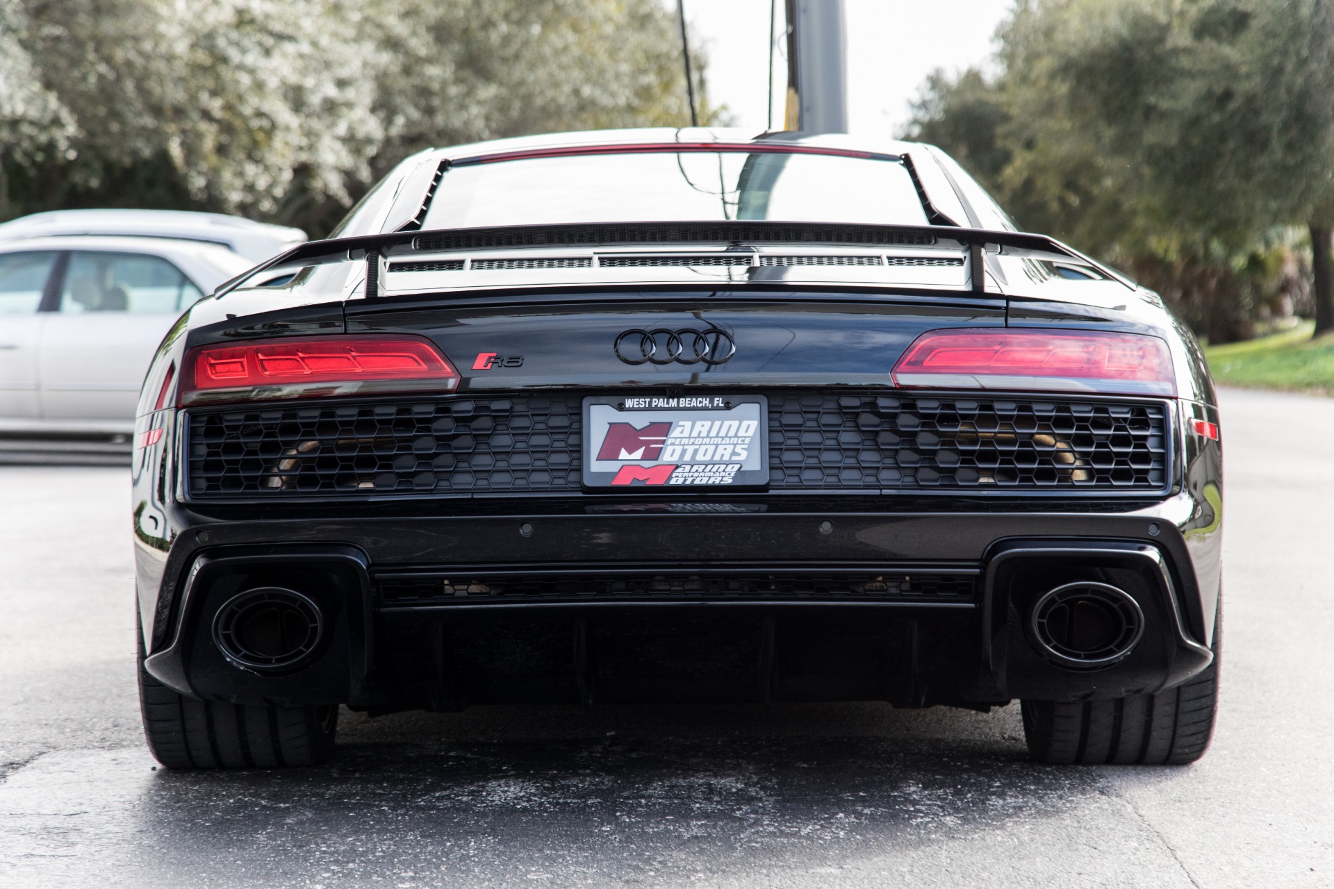 Used-2020-Audi-R8-52-quattro-V10-performance-Decennium