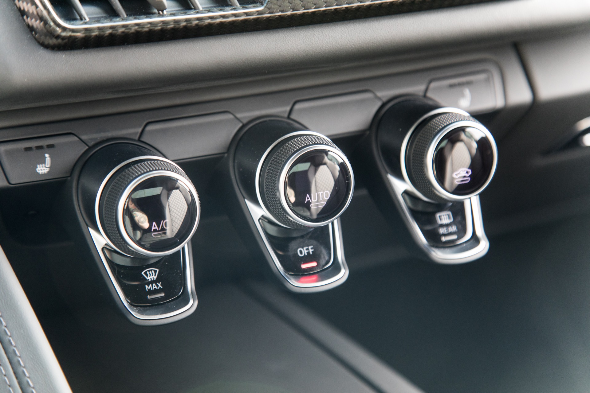 Used-2020-Audi-R8-52-quattro-V10-performance-Decennium