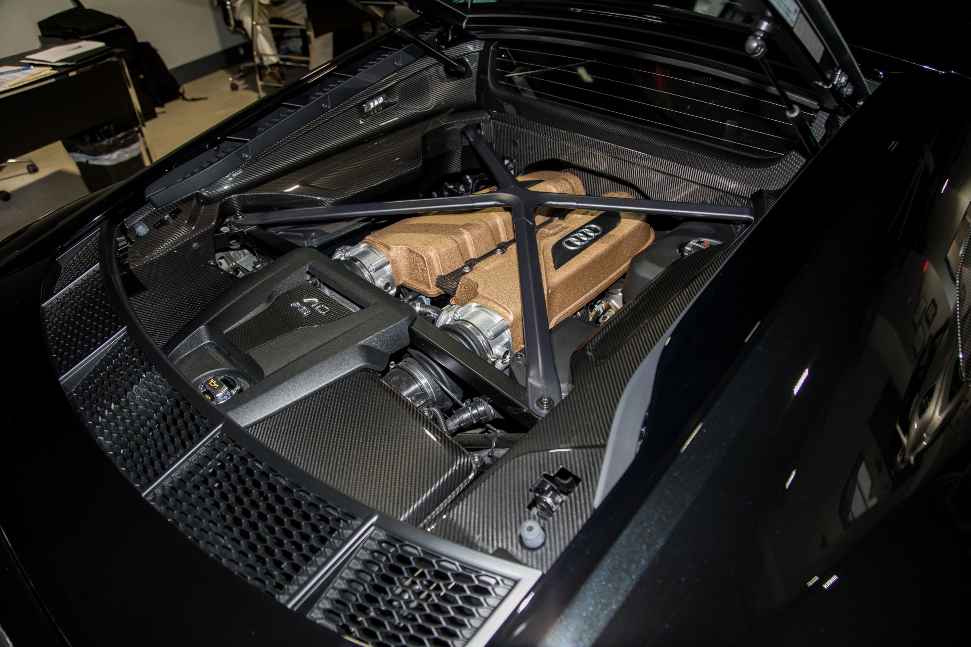 Used-2020-Audi-R8-52-quattro-V10-performance-Decennium