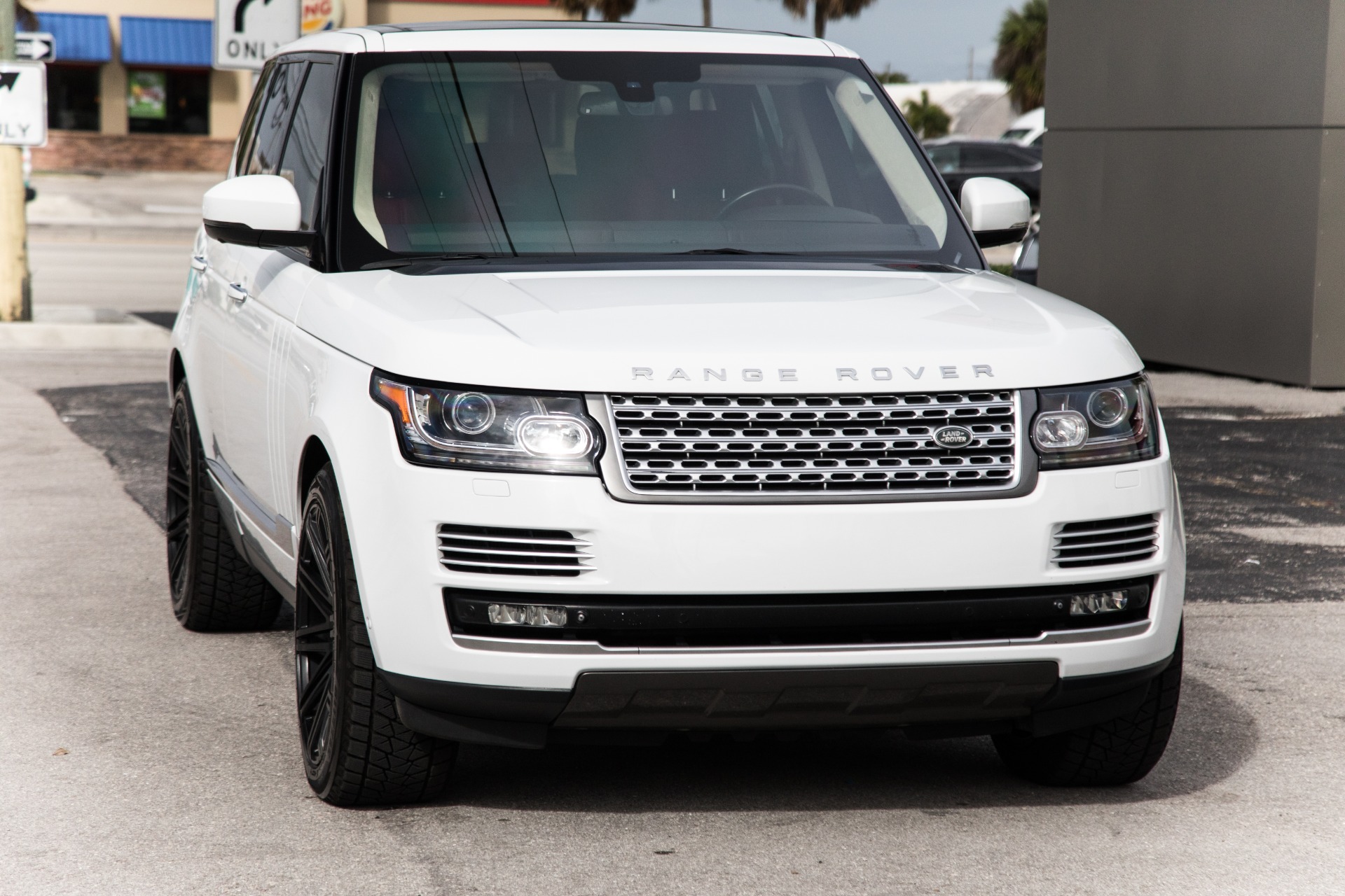 Used-2015-Land-Rover-Range-Rover-Autobiography