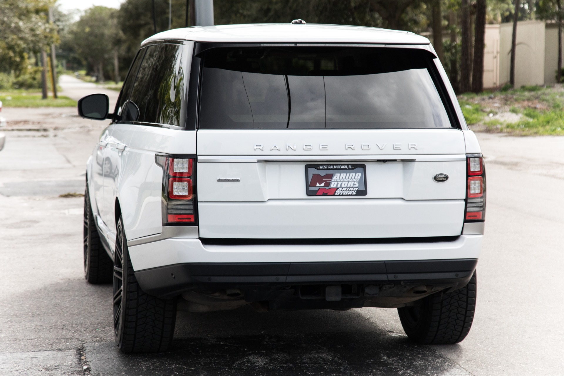 Used-2015-Land-Rover-Range-Rover-Autobiography