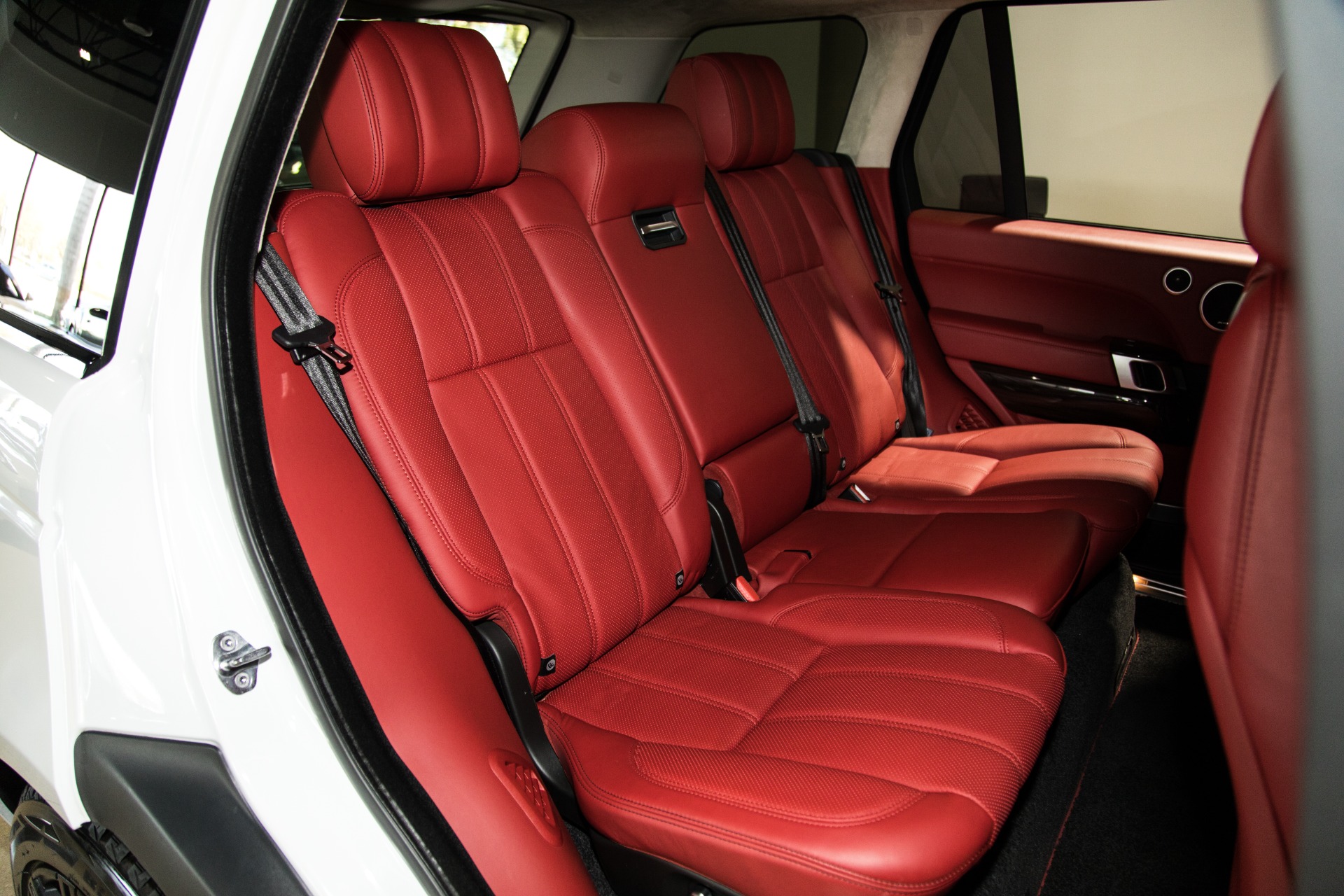 Used-2015-Land-Rover-Range-Rover-Autobiography
