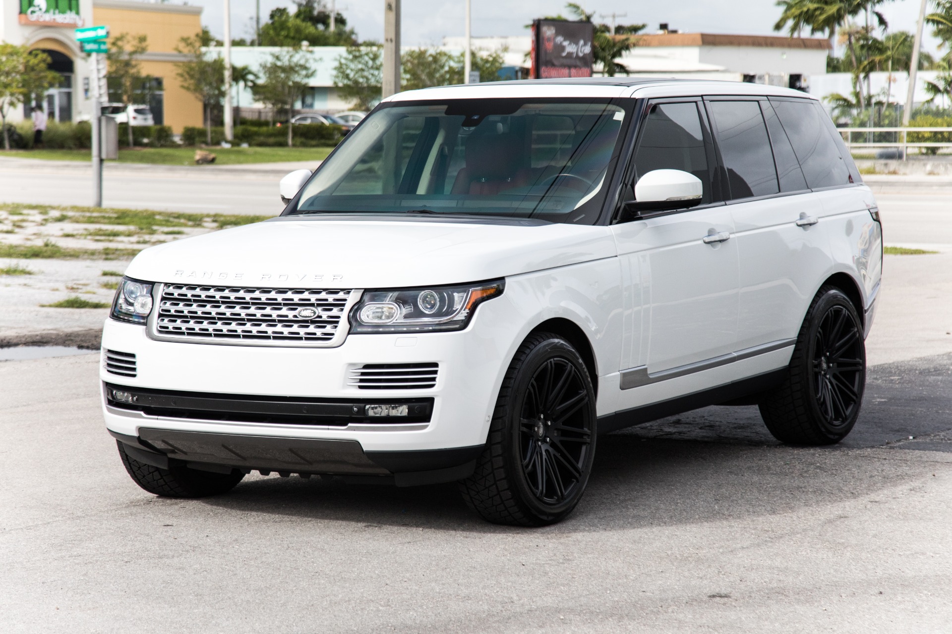 Used-2015-Land-Rover-Range-Rover-Autobiography