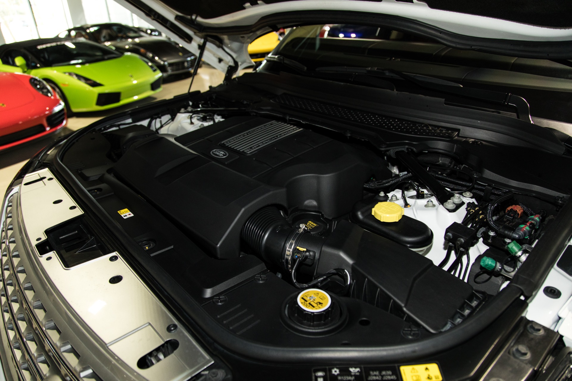 Used-2015-Land-Rover-Range-Rover-Autobiography