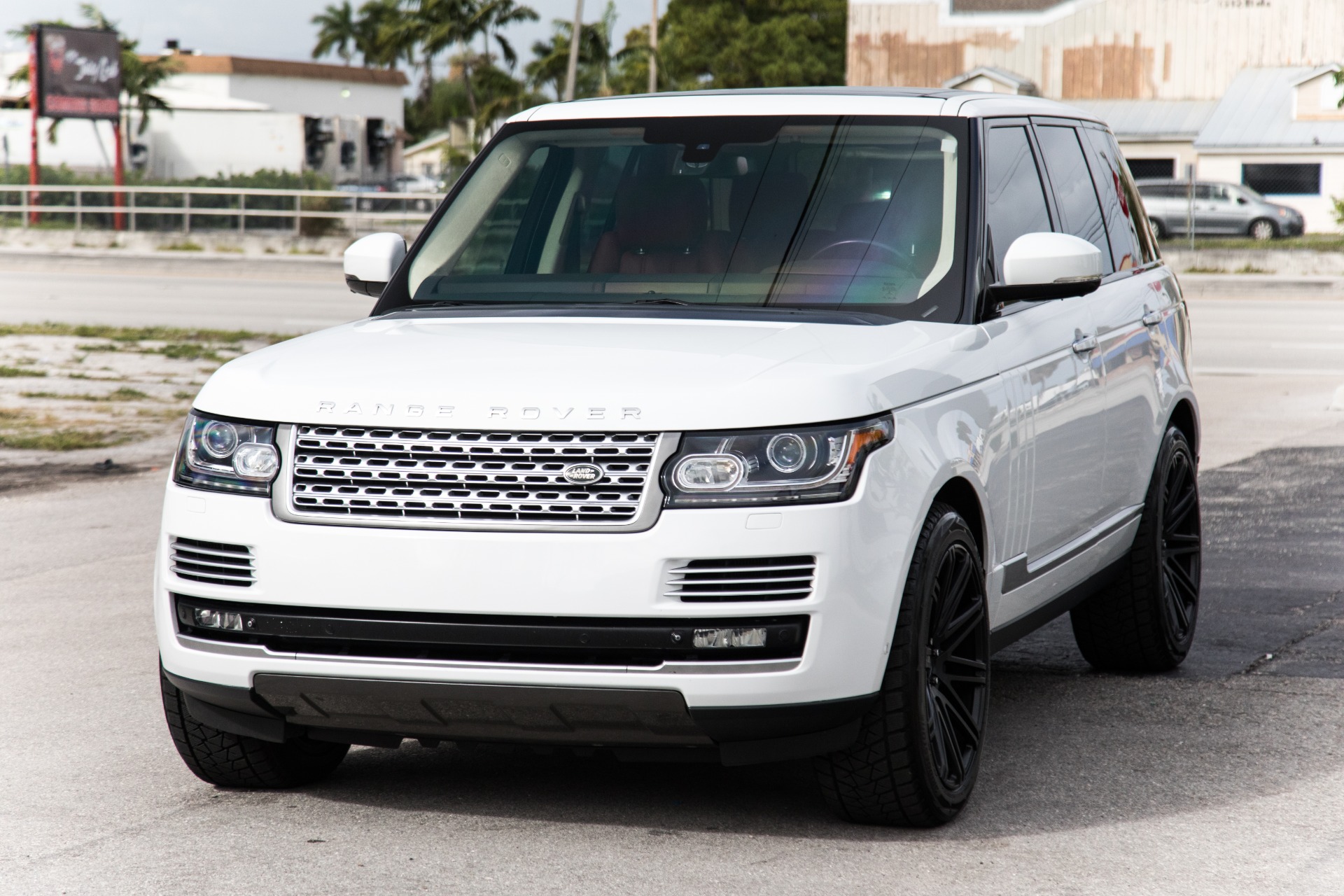 Used-2015-Land-Rover-Range-Rover-Autobiography
