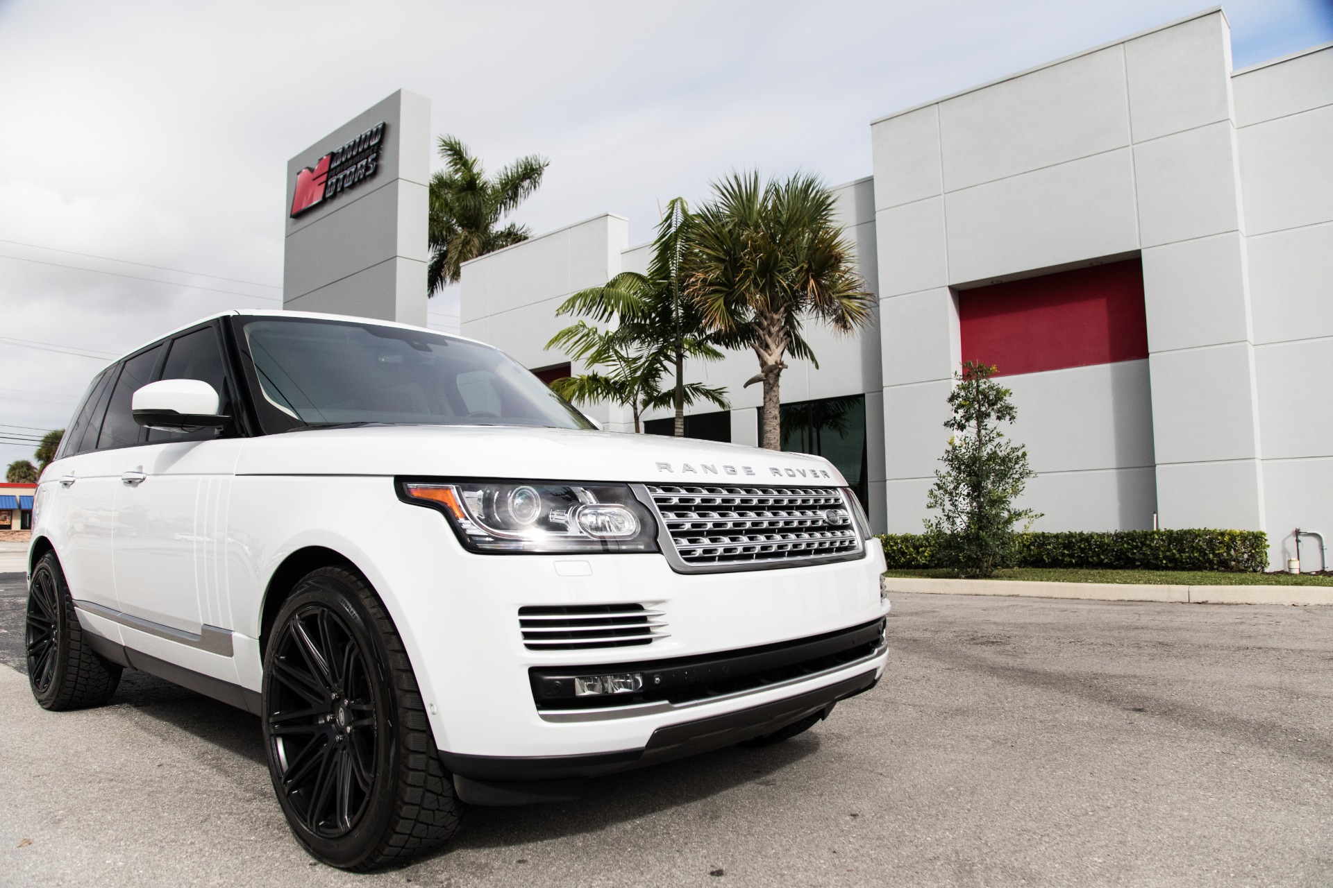 Used-2015-Land-Rover-Range-Rover-Autobiography