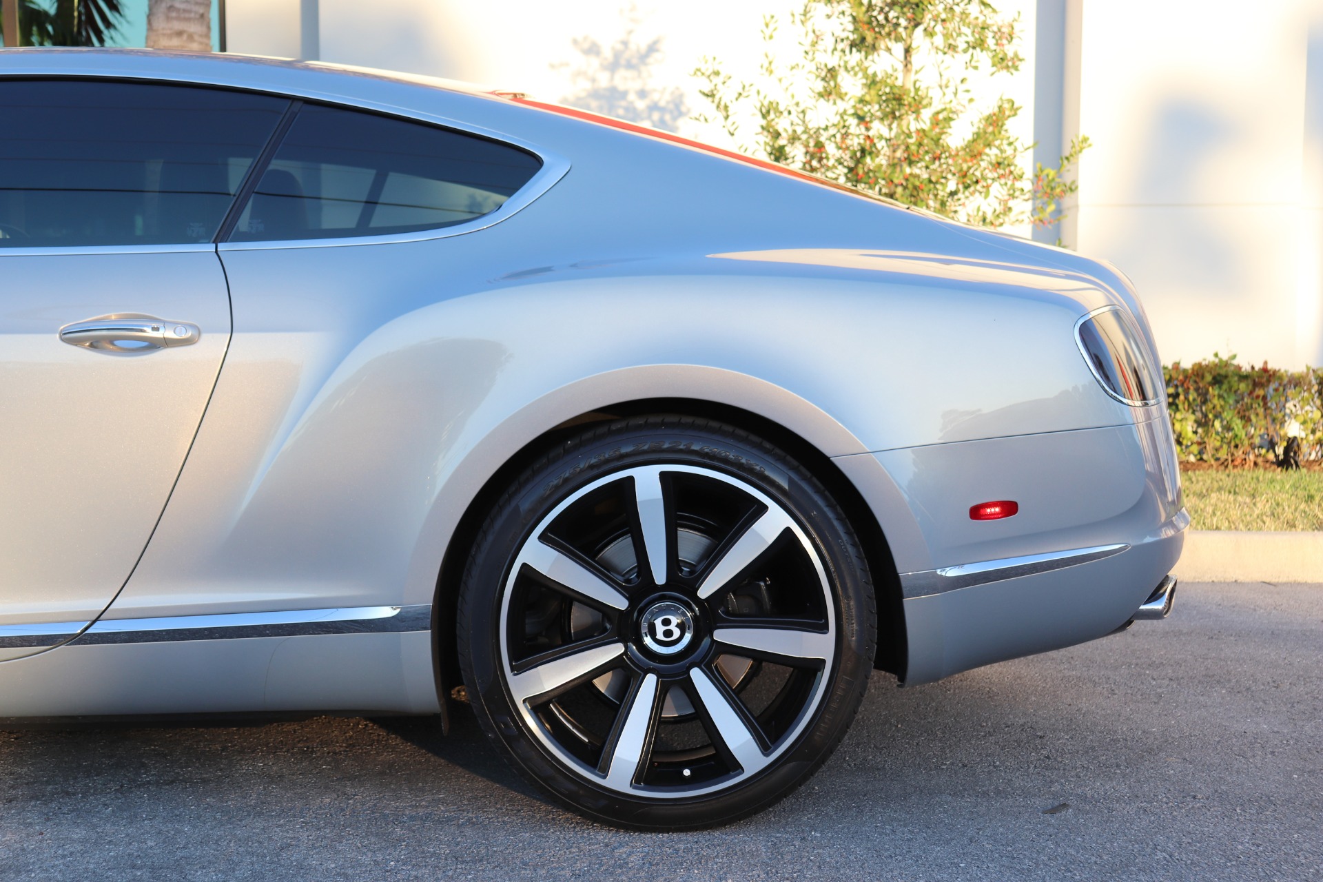 Used-2013-Bentley-Continental-GT-Speed-LeMans-Edition
