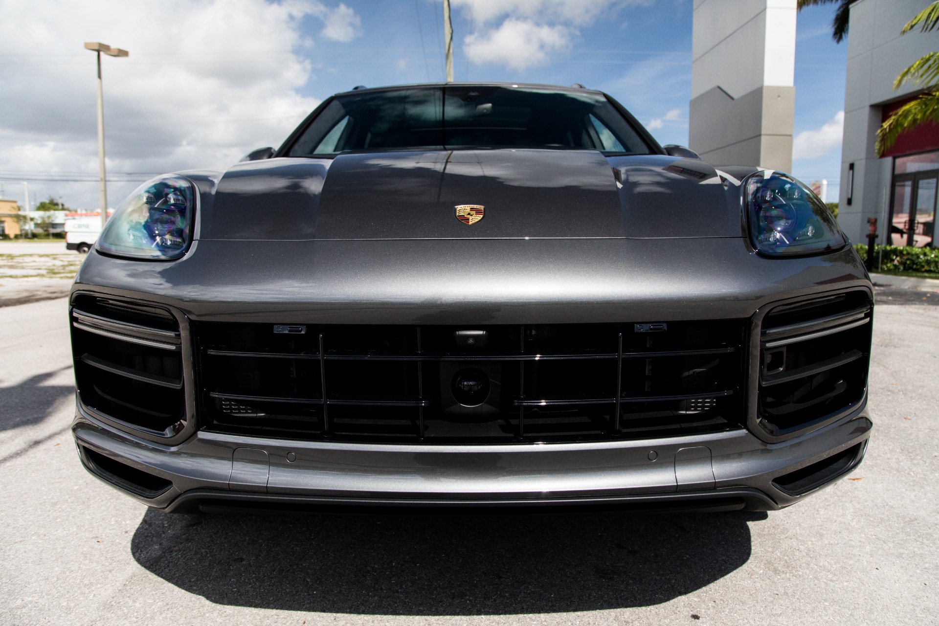 Used-2019-Porsche-Cayenne-Turbo