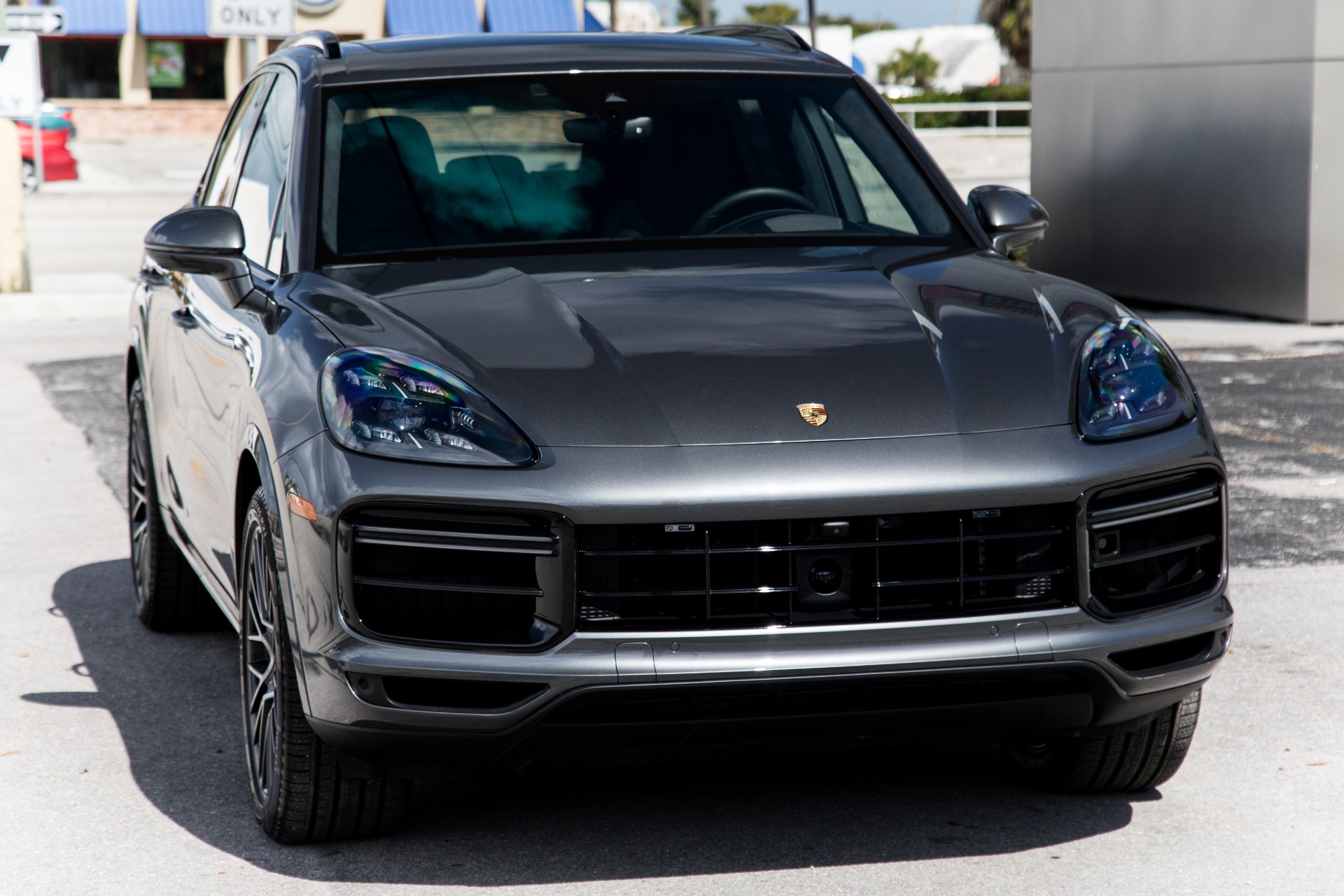 Used-2019-Porsche-Cayenne-Turbo