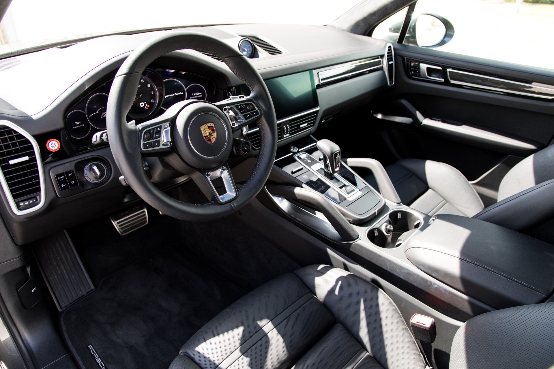Used-2019-Porsche-Cayenne-Turbo
