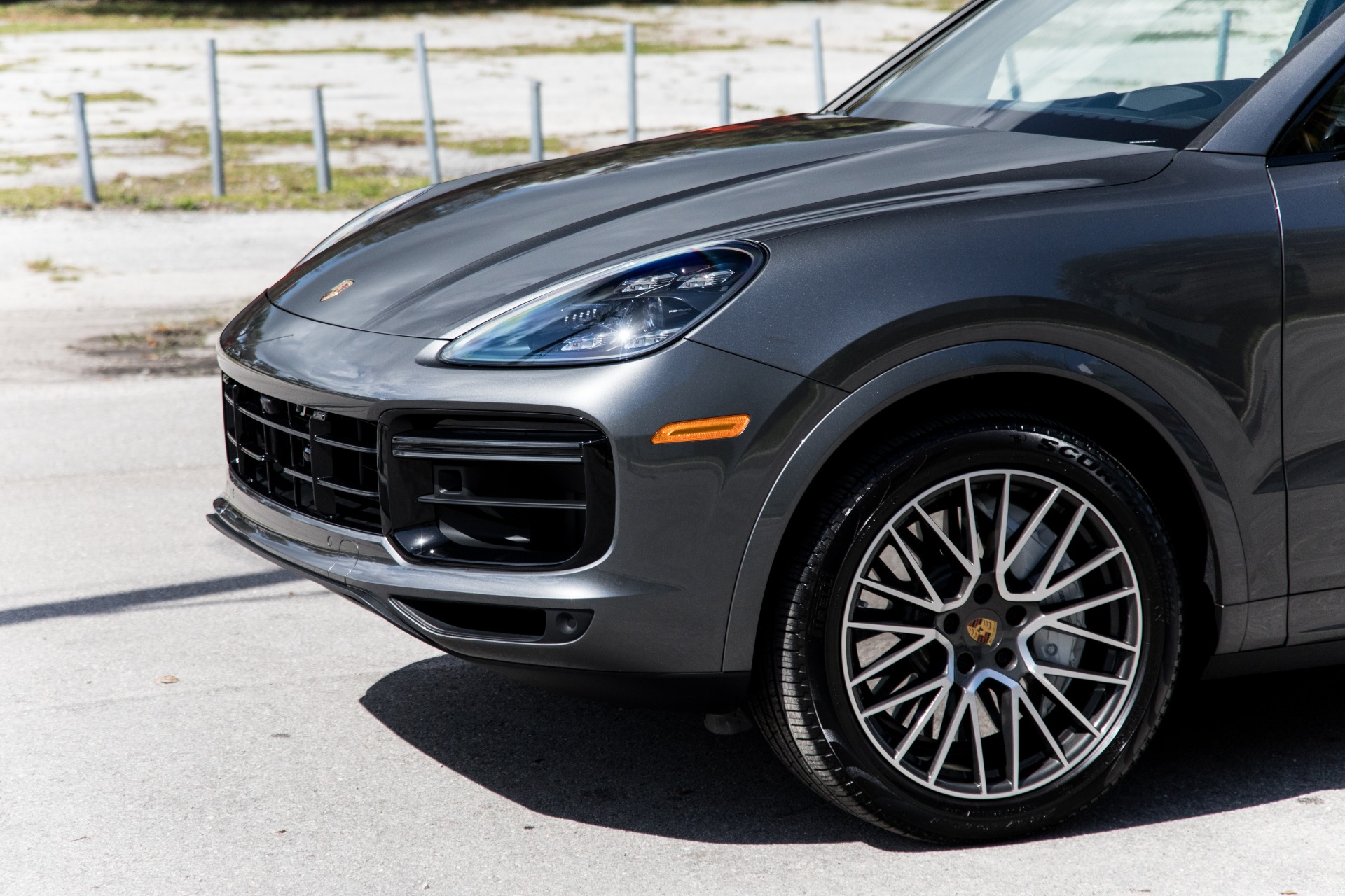 Used-2019-Porsche-Cayenne-Turbo