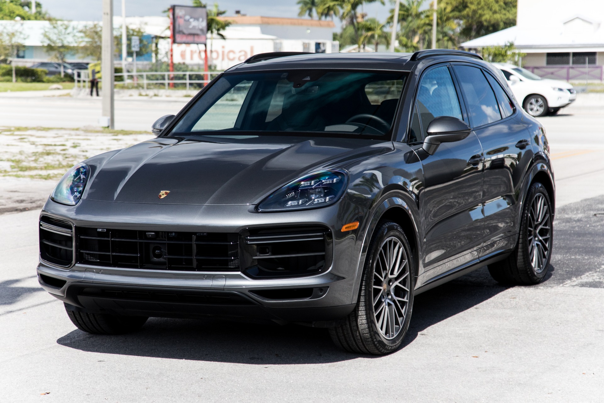 Used-2019-Porsche-Cayenne-Turbo