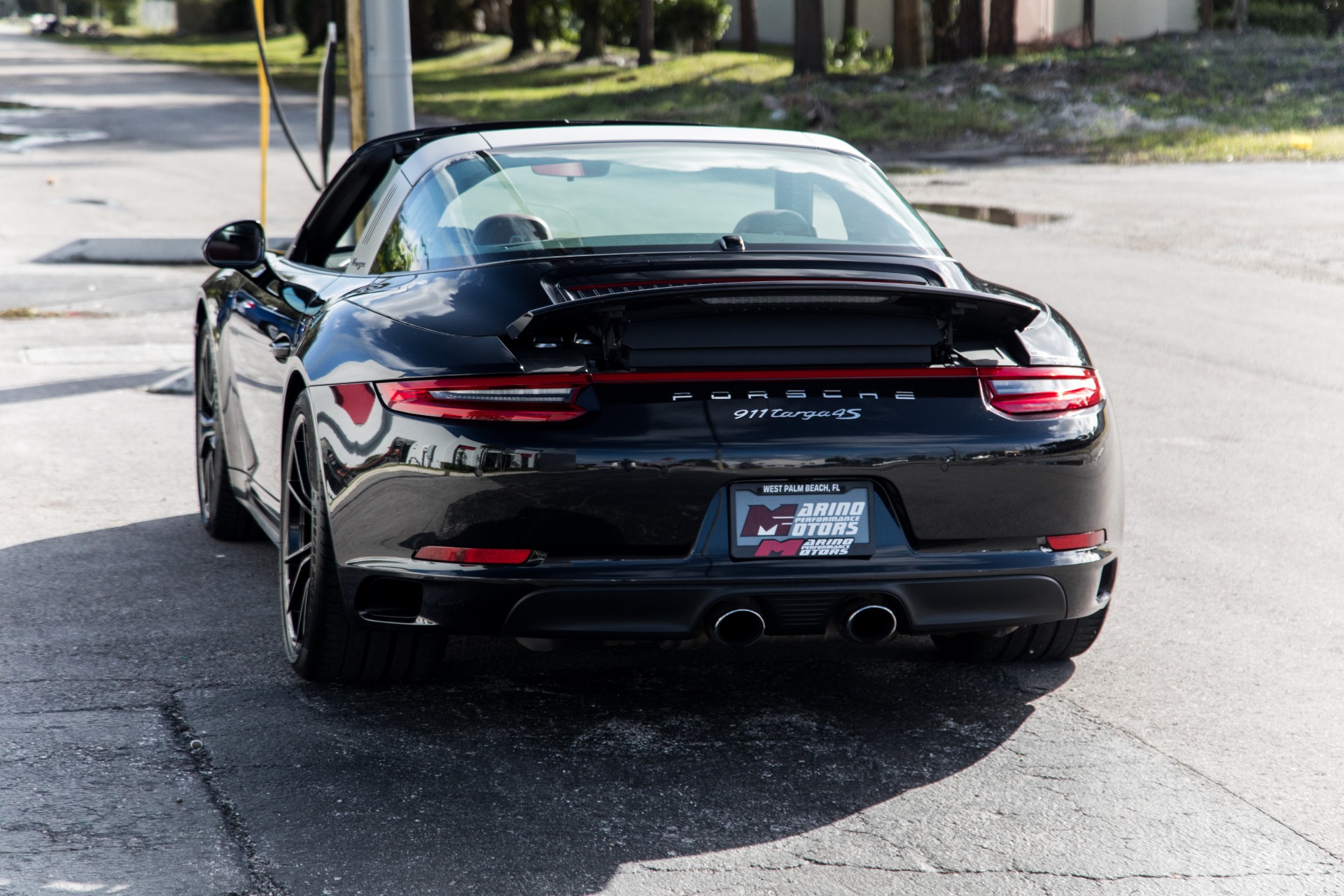 Used-2017-Porsche-911-Targa-4S