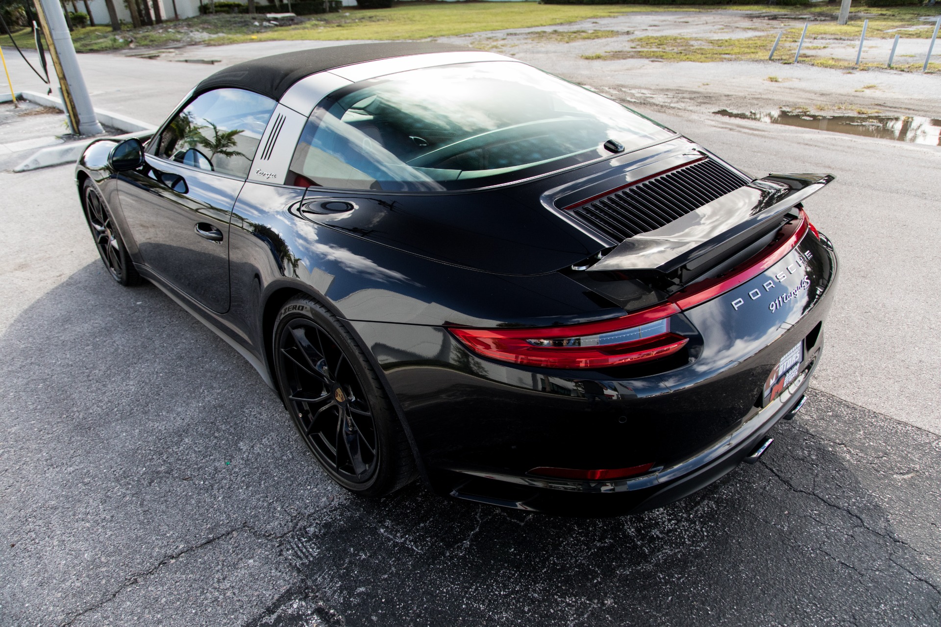 Used-2017-Porsche-911-Targa-4S