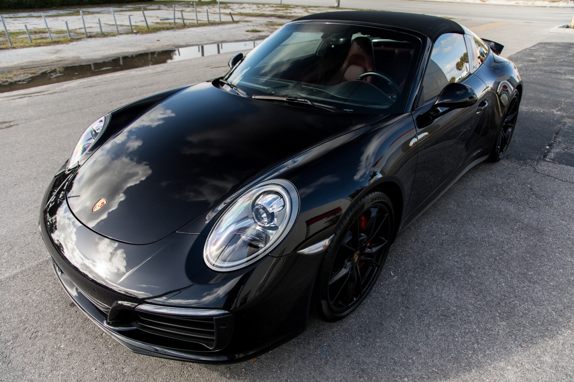 Used-2017-Porsche-911-Targa-4S