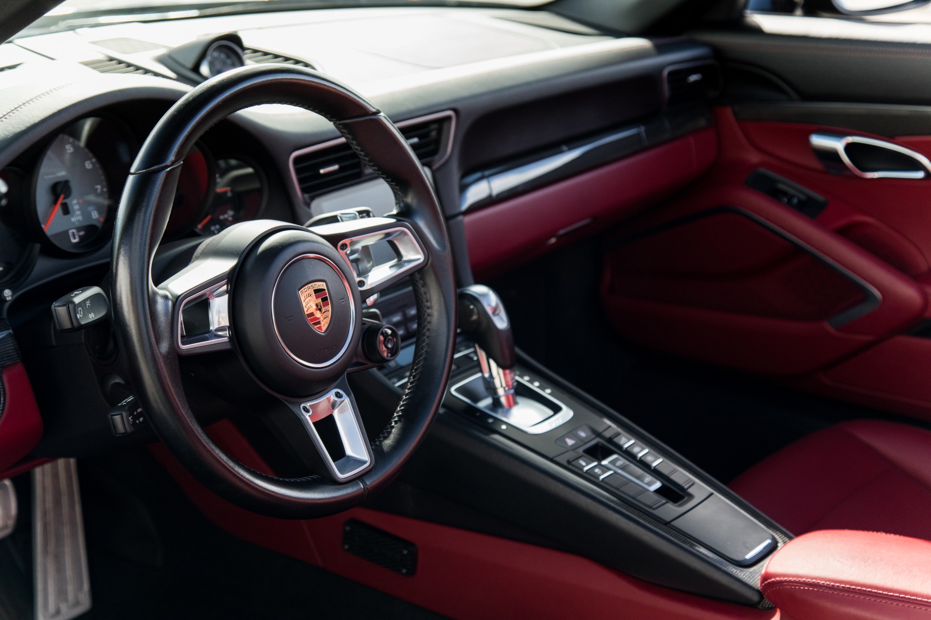 Used-2017-Porsche-911-Targa-4S