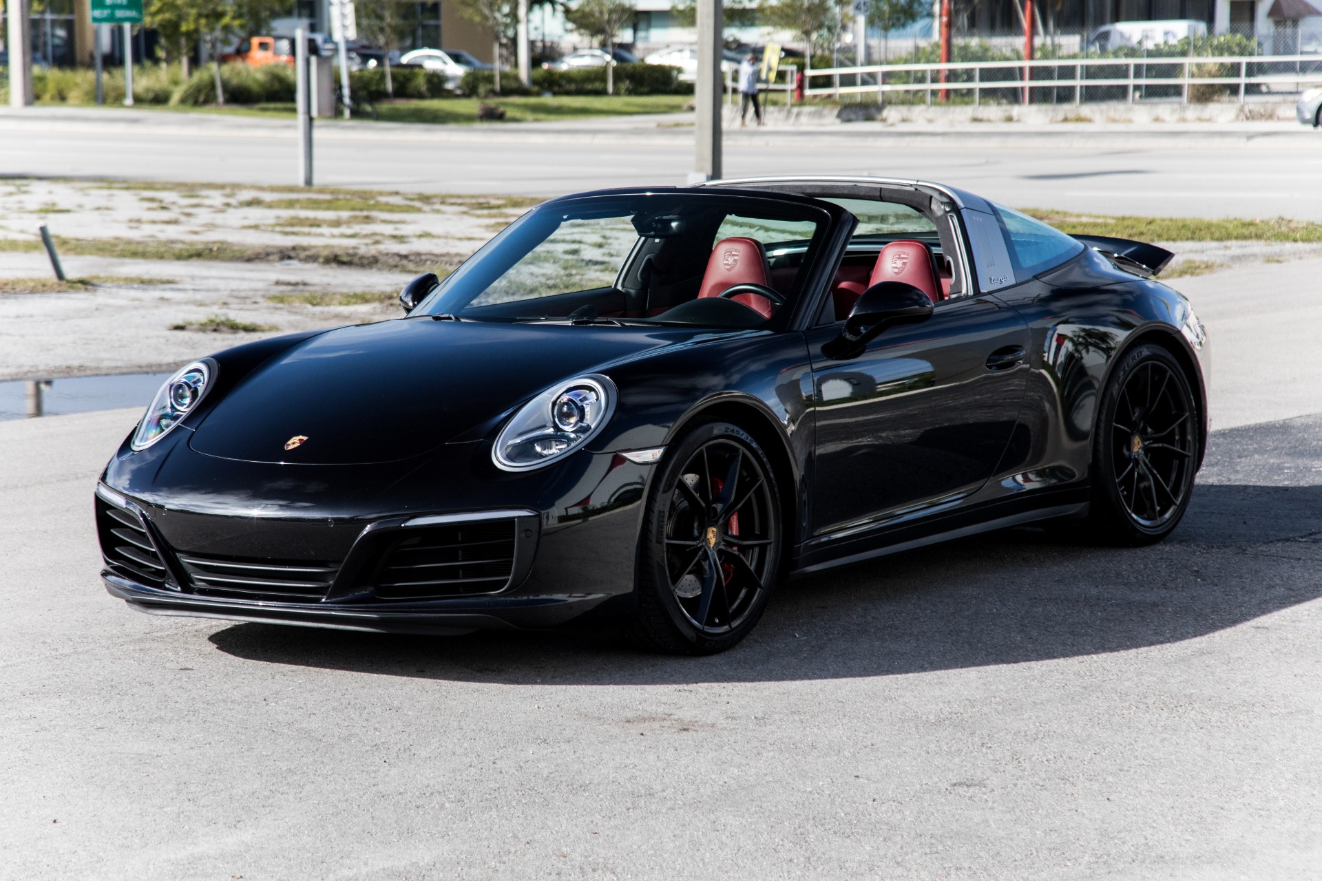 Used-2017-Porsche-911-Targa-4S