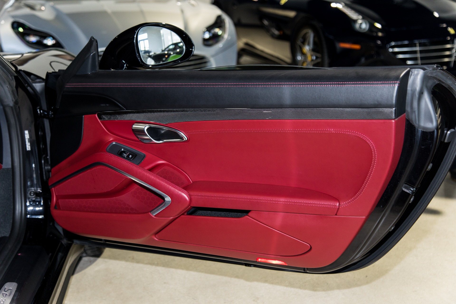 Used-2017-Porsche-911-Targa-4S