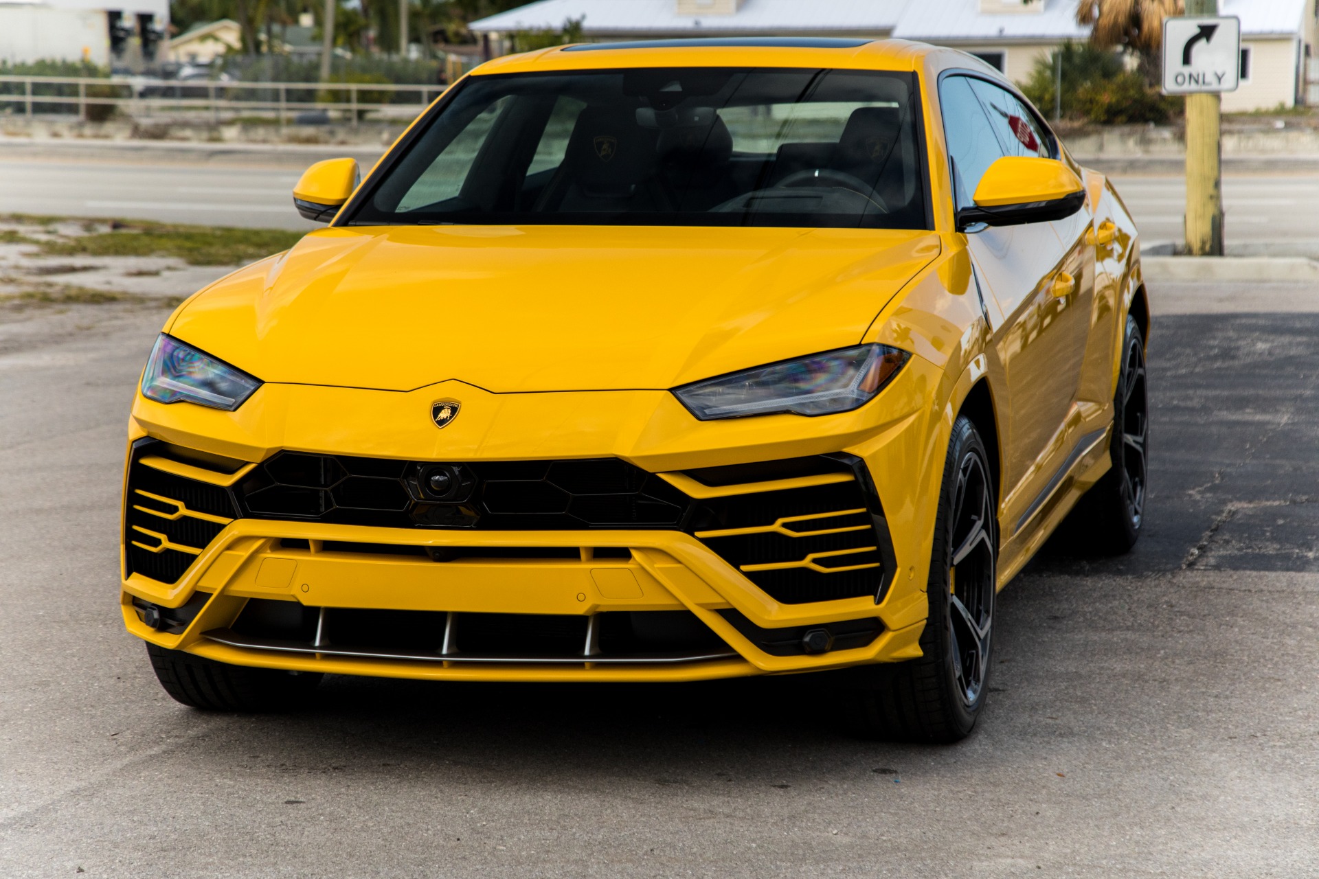 Used-2020-Lamborghini-Urus