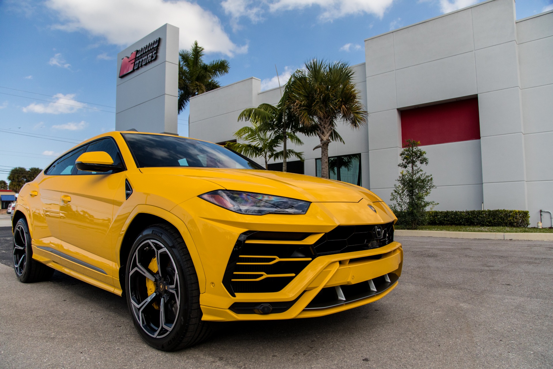 Used-2020-Lamborghini-Urus