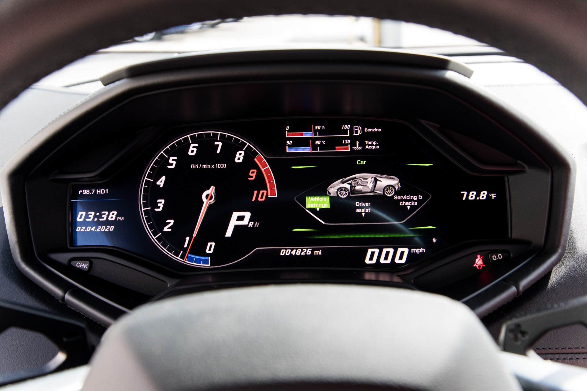 Used-2015-Lamborghini-Huracan-LP-610-4