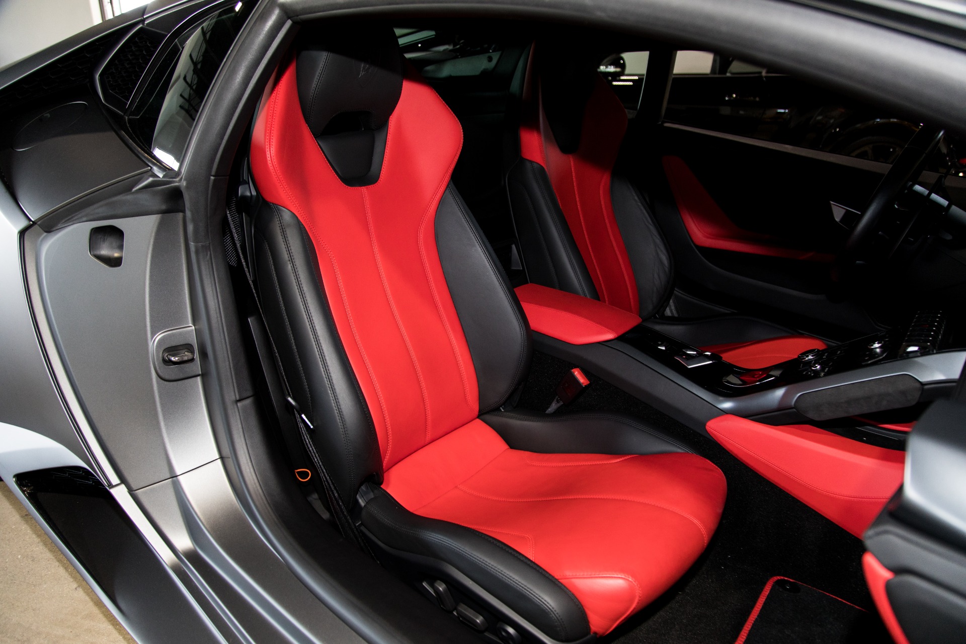Used-2015-Lamborghini-Huracan-LP-610-4