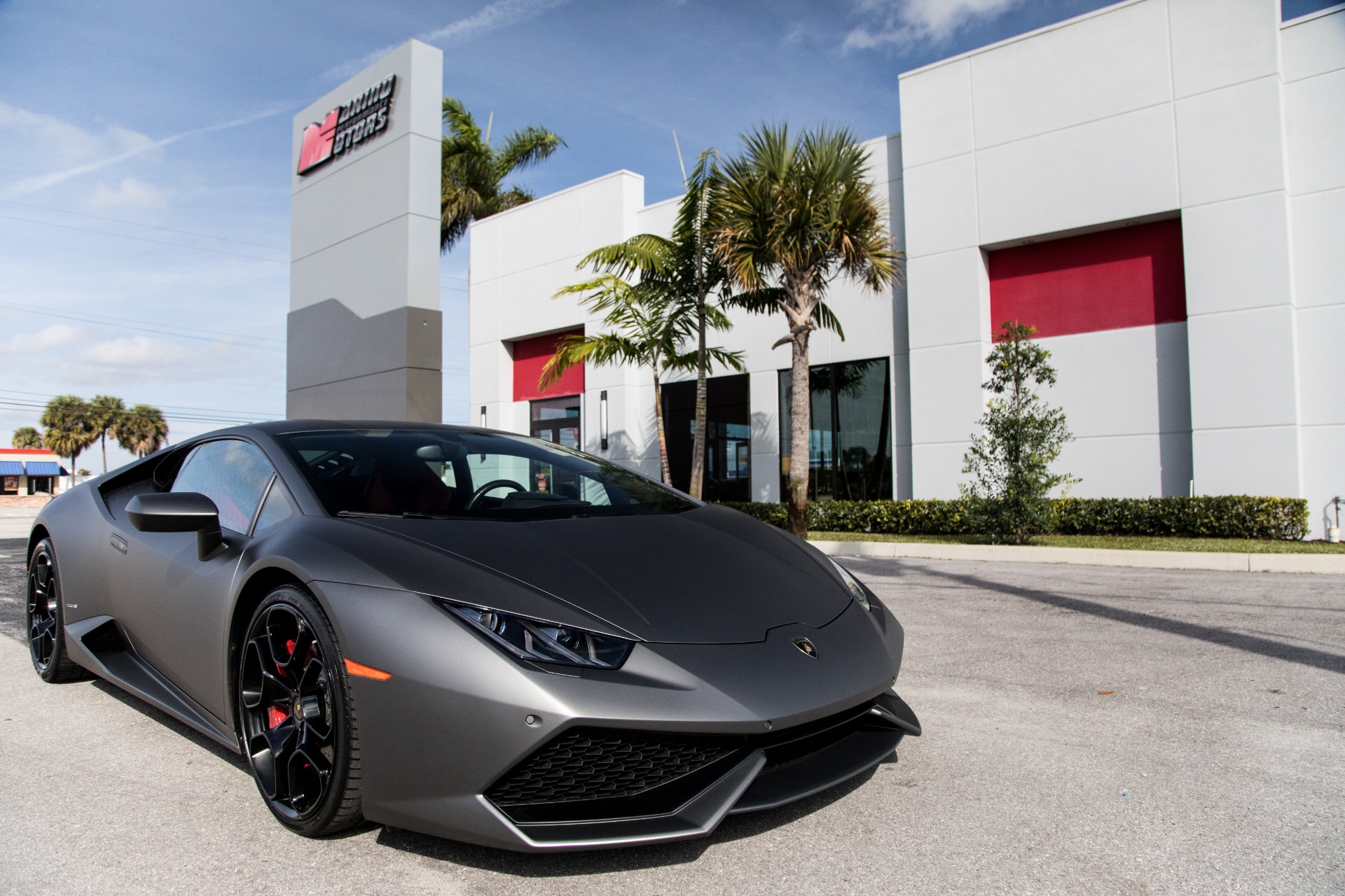 Used-2015-Lamborghini-Huracan-LP-610-4