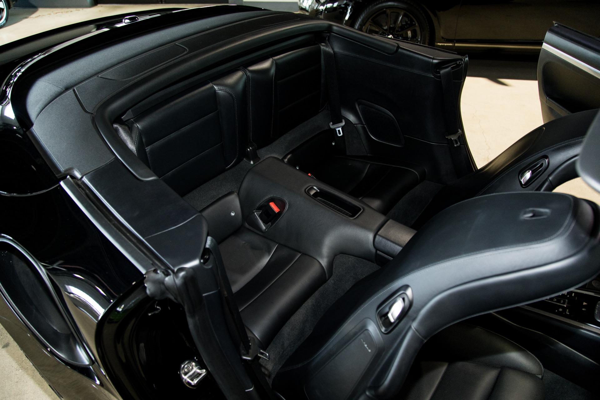 Used-2015-Porsche-911-Turbo