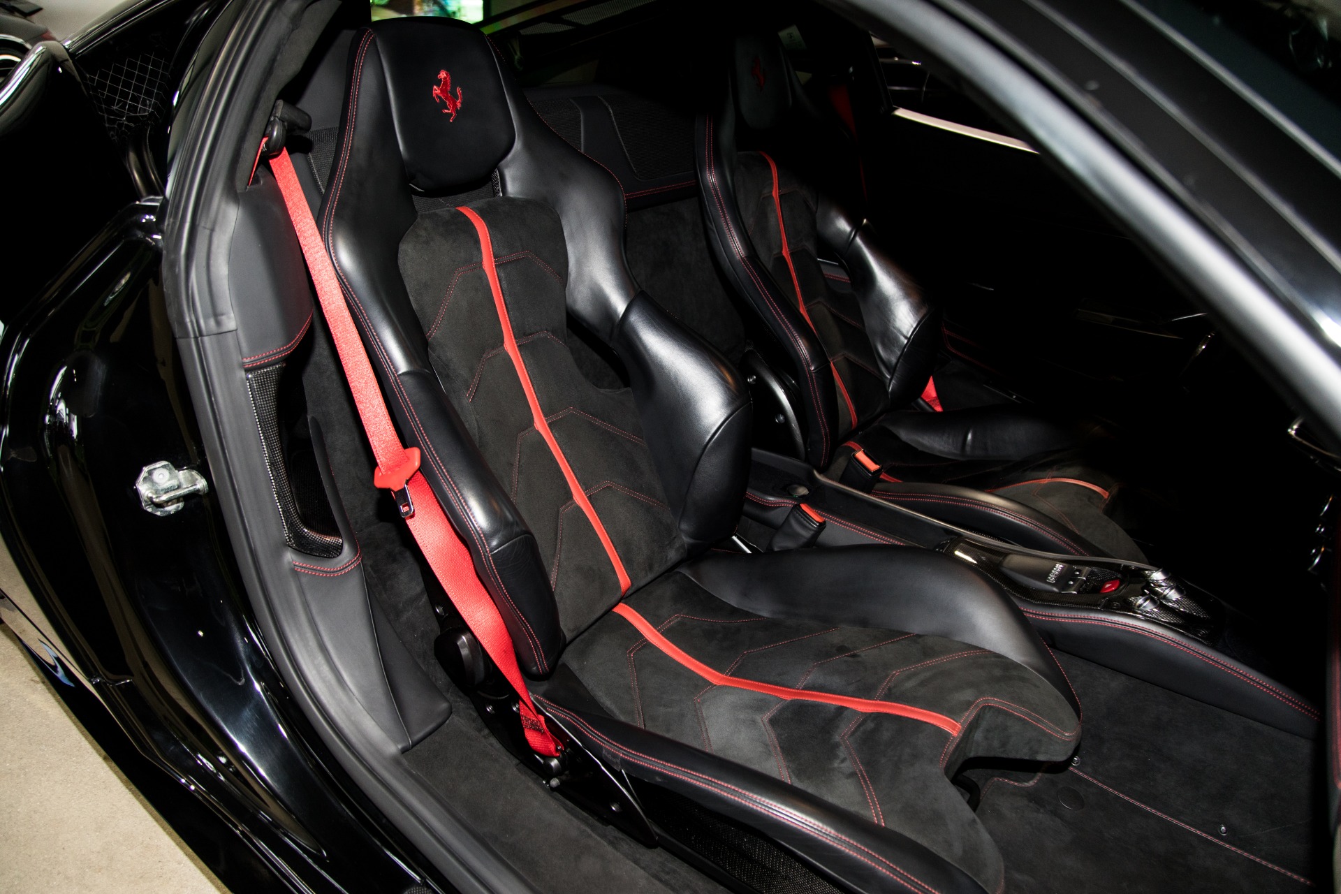 Used-2010-Ferrari-458-Italia