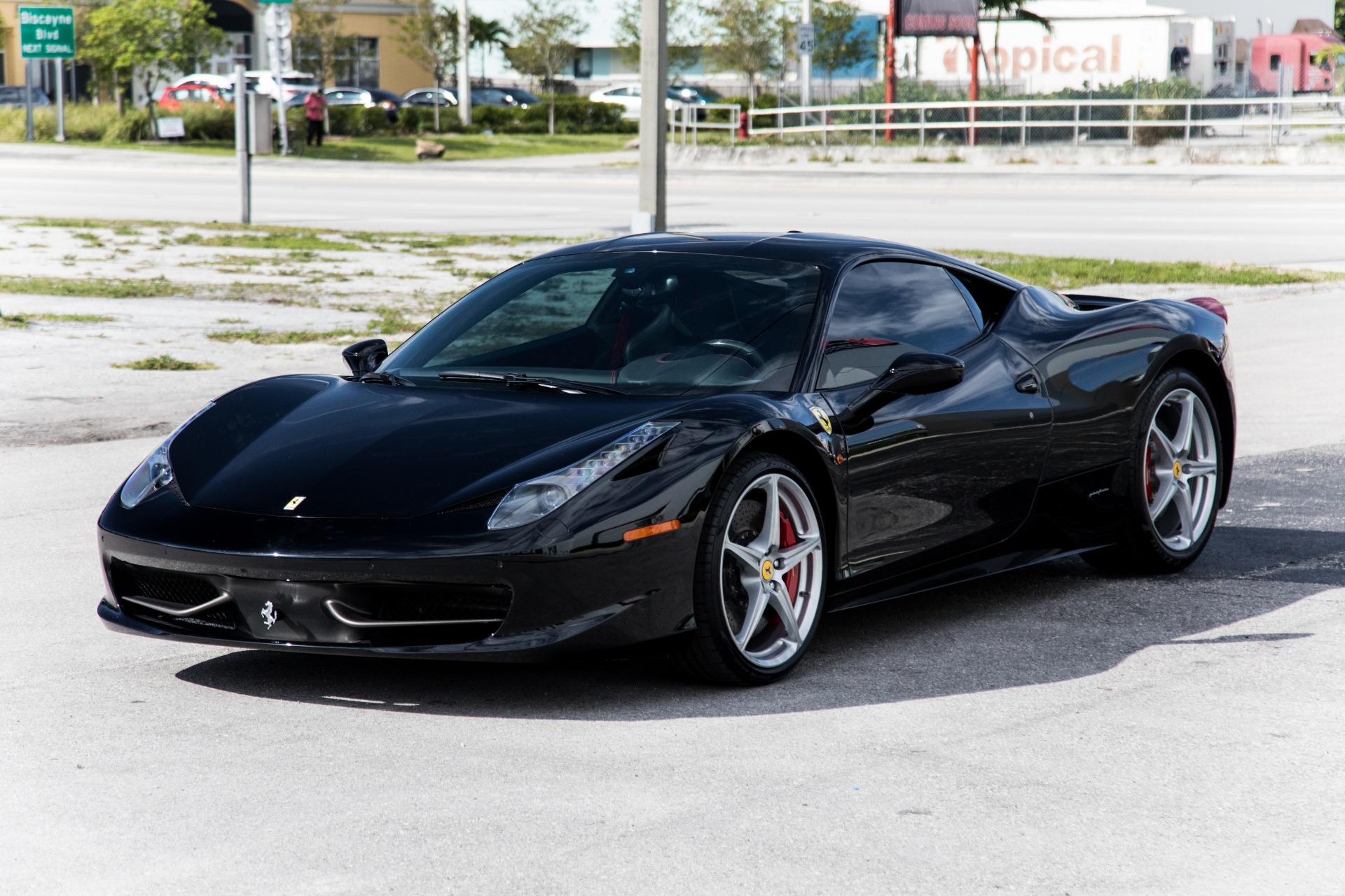 Used-2010-Ferrari-458-Italia