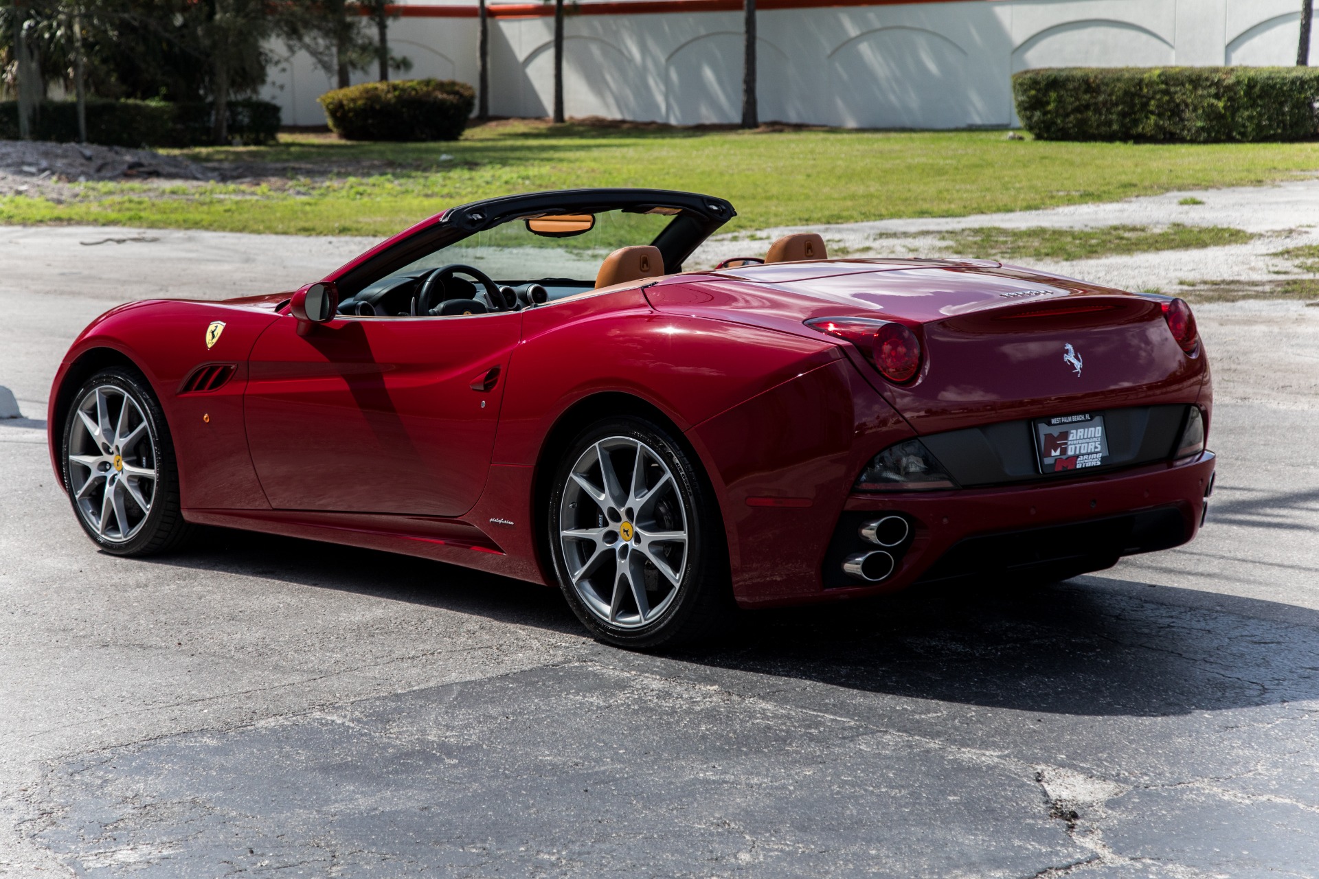 Used-2011-Ferrari-California