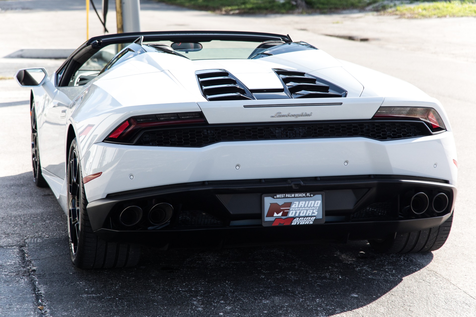 Used-2017-Lamborghini-Huracan-LP-610-4-Spyder