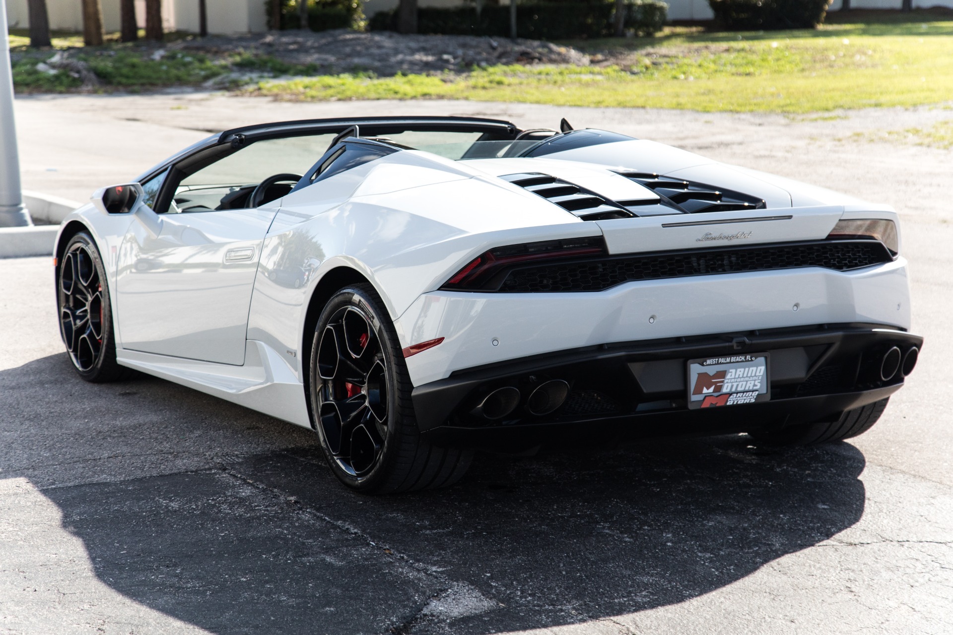 Used-2017-Lamborghini-Huracan-LP-610-4-Spyder