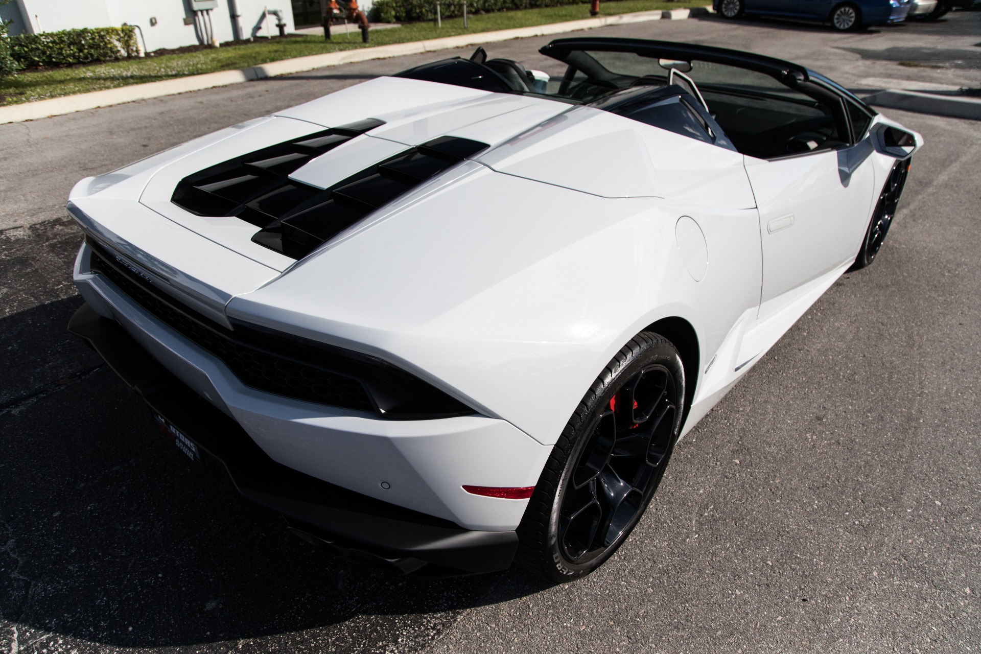 Used-2017-Lamborghini-Huracan-LP-610-4-Spyder