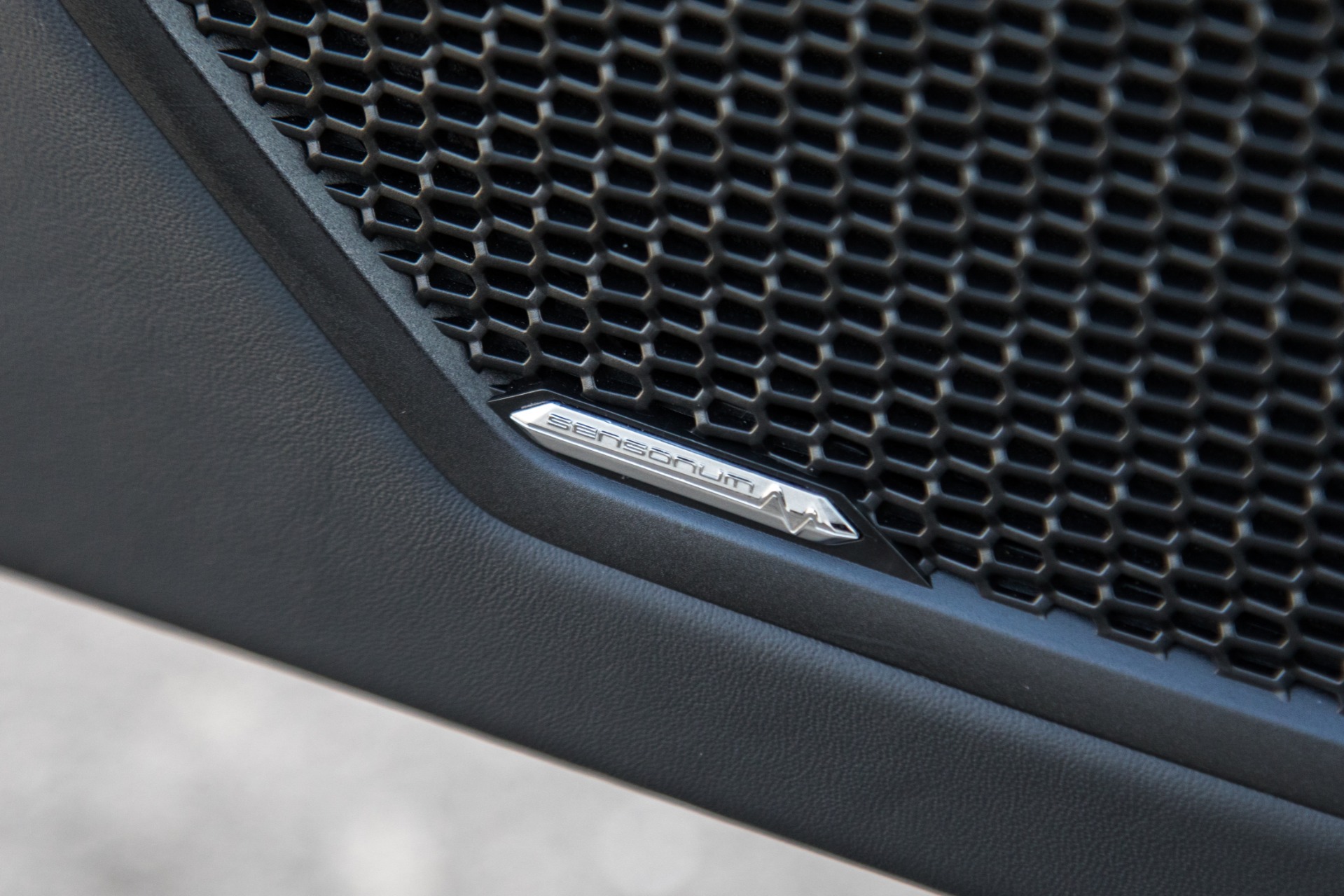 Used-2017-Lamborghini-Huracan-LP-610-4-Spyder