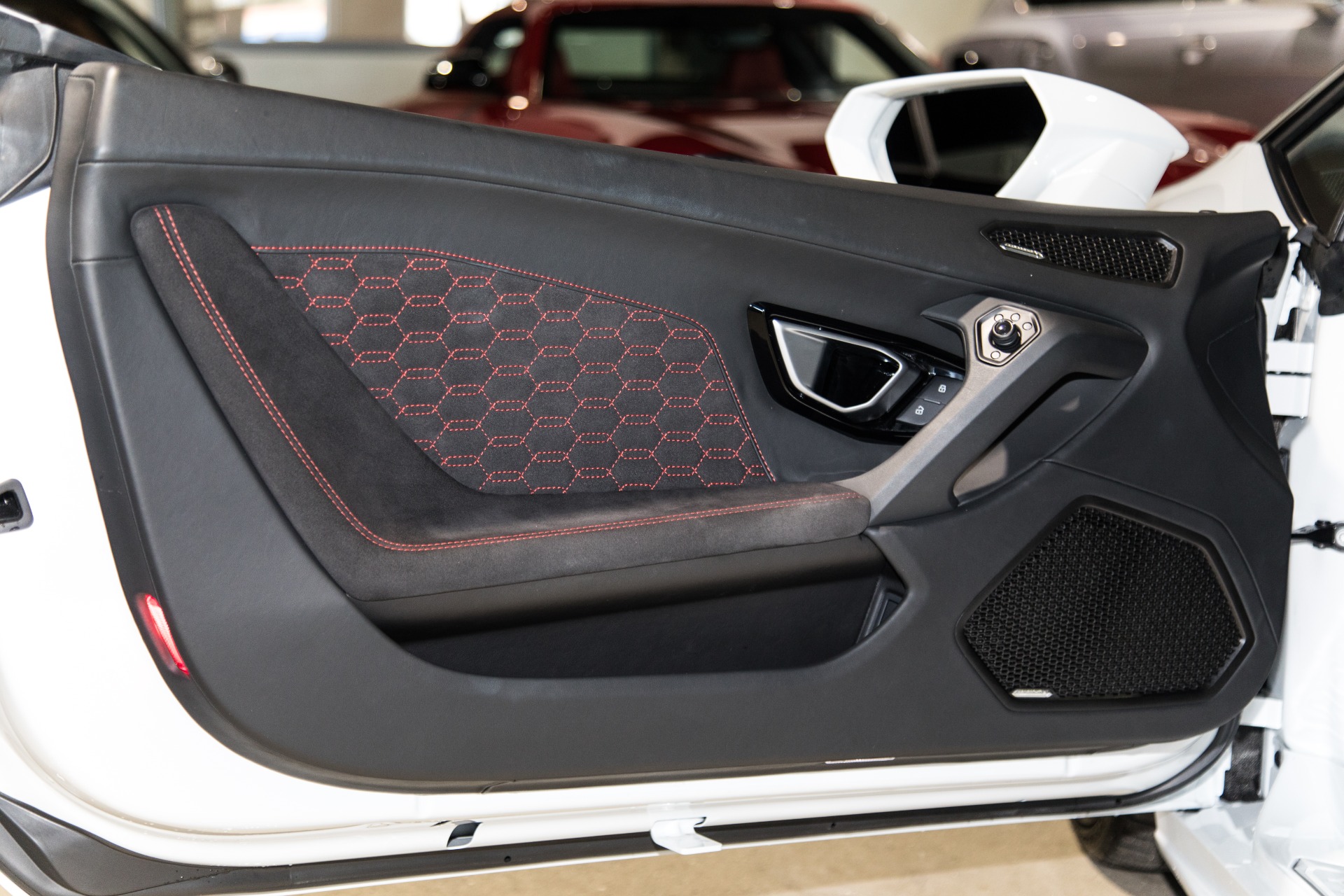 Used-2017-Lamborghini-Huracan-LP-610-4-Spyder