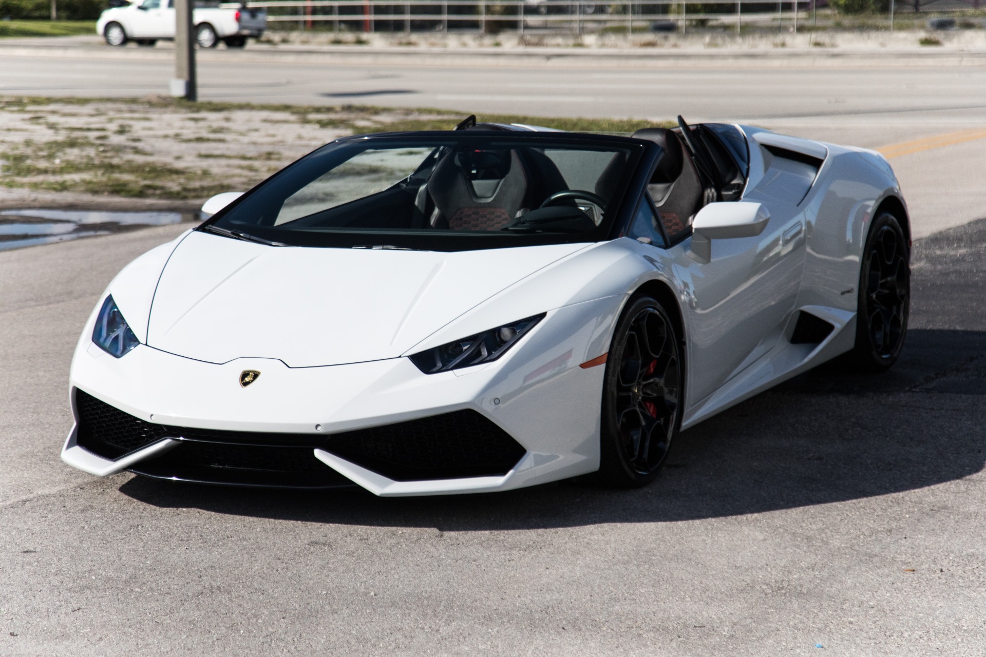 Used-2017-Lamborghini-Huracan-LP-610-4-Spyder