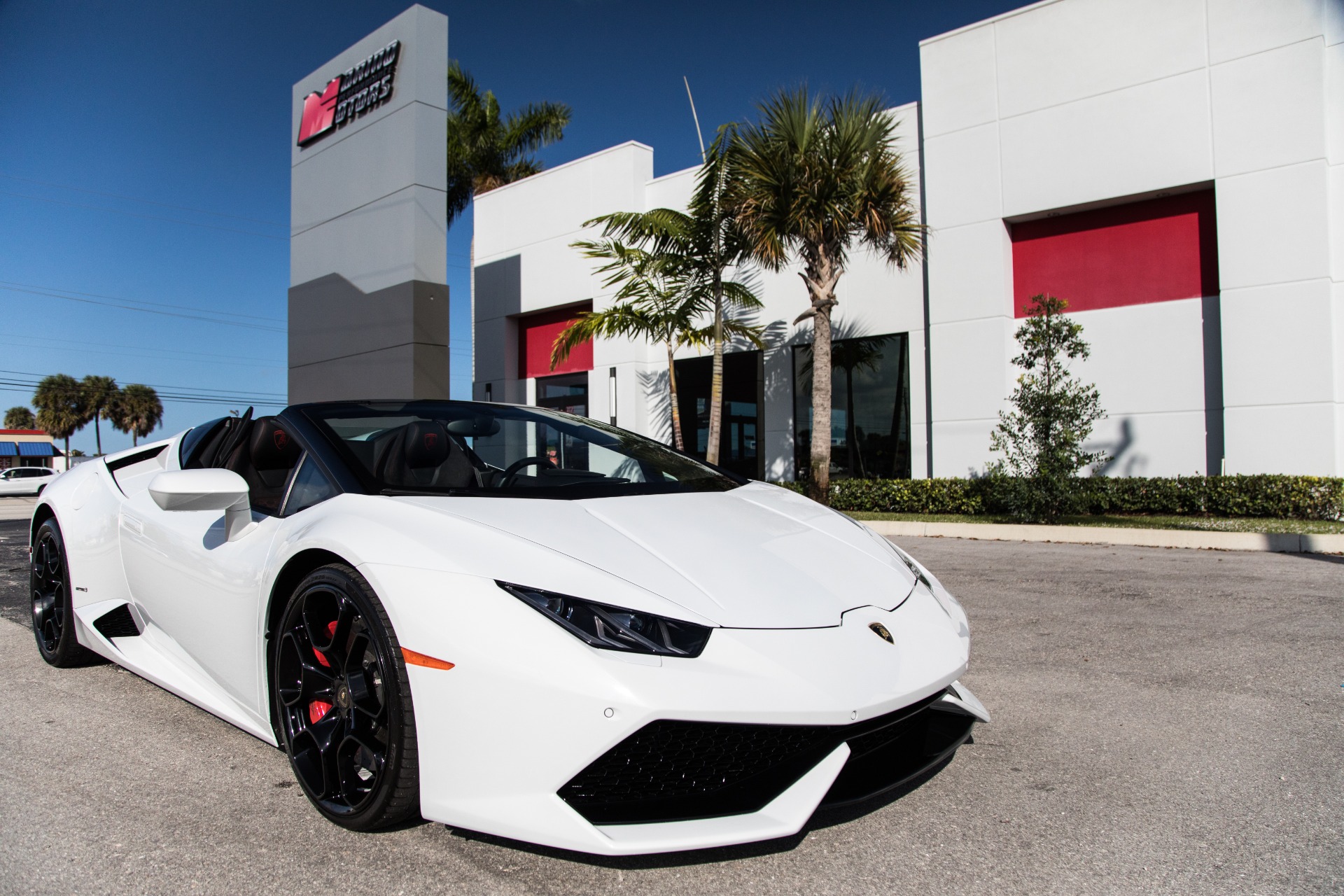 Used-2017-Lamborghini-Huracan-LP-610-4-Spyder