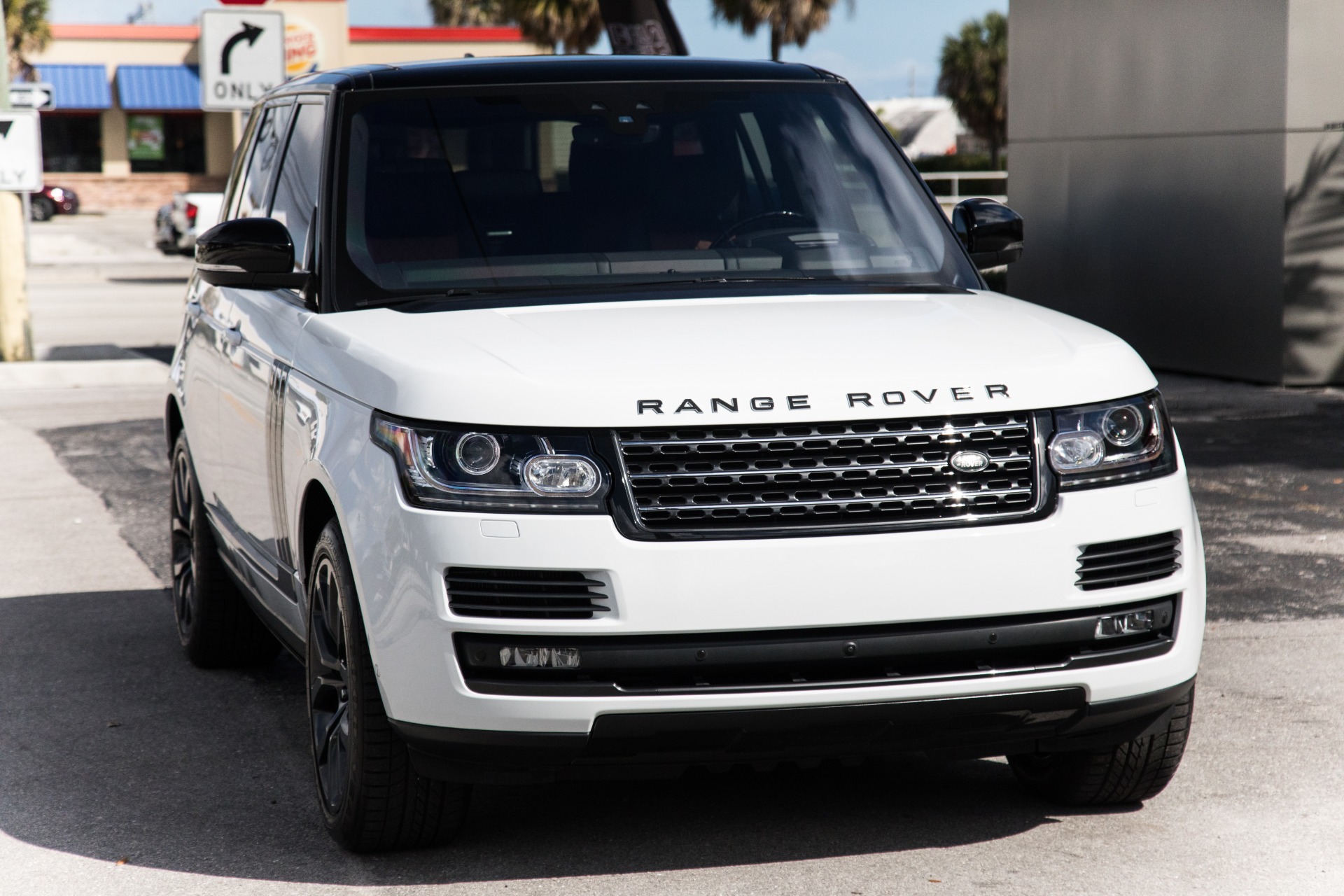 Used-2017-Land-Rover-Range-Rover-SVAutobiography-Dynamic
