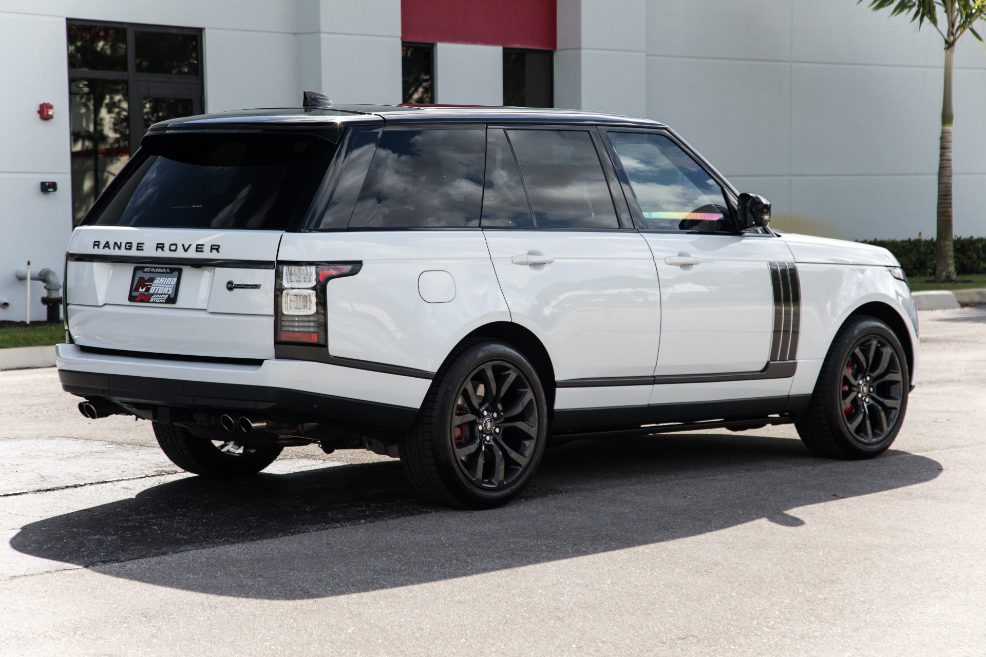 Used-2017-Land-Rover-Range-Rover-SVAutobiography-Dynamic