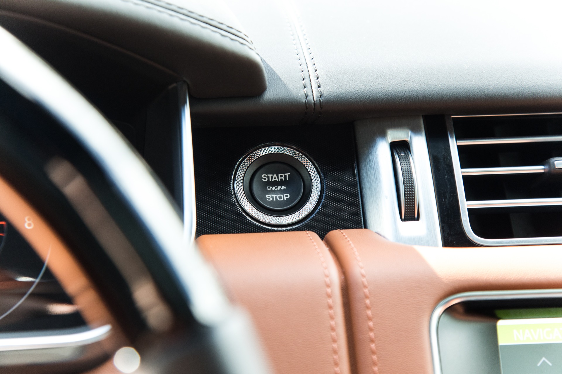 Used-2017-Land-Rover-Range-Rover-SVAutobiography-Dynamic