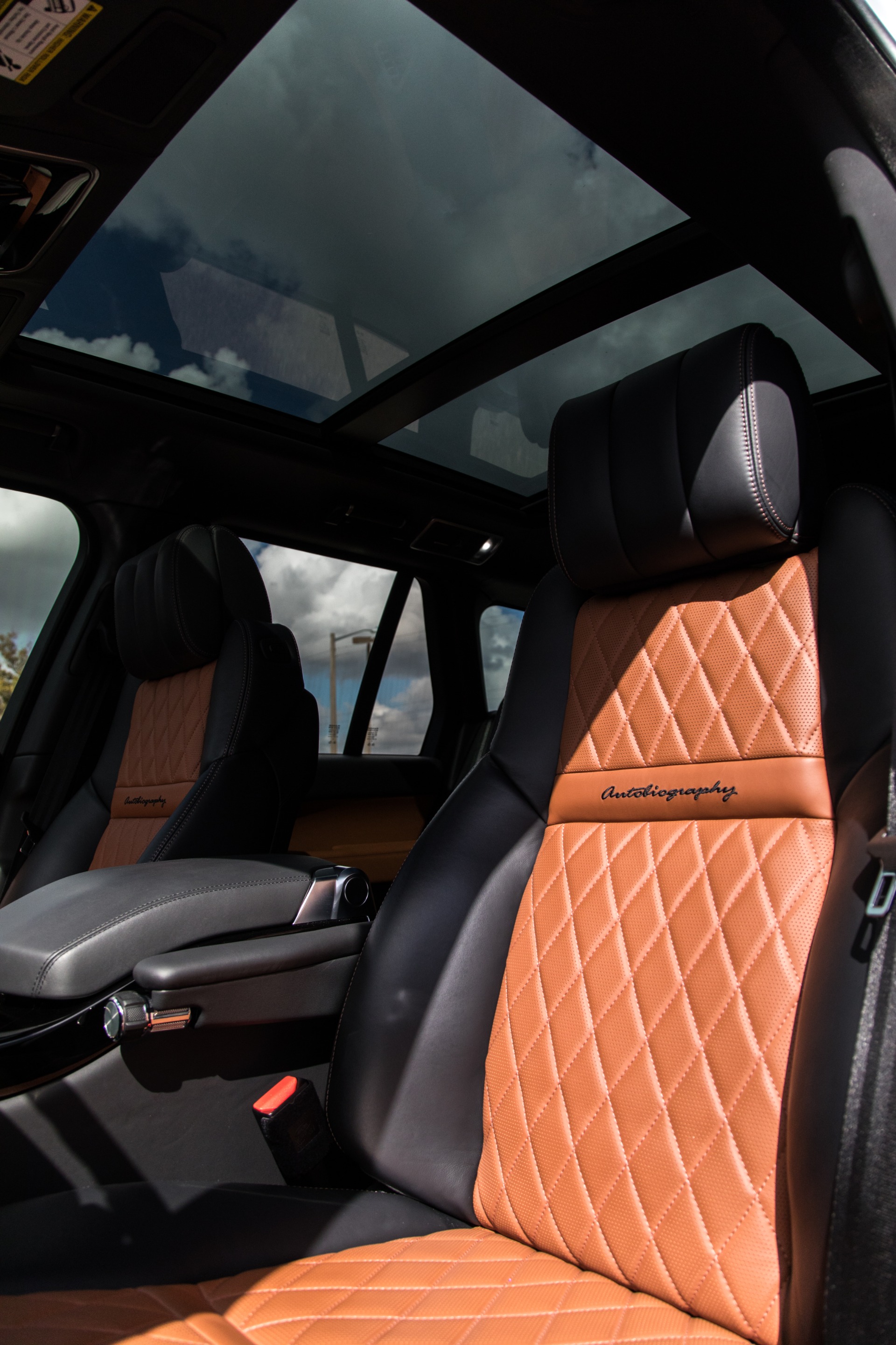 Used-2017-Land-Rover-Range-Rover-SVAutobiography-Dynamic