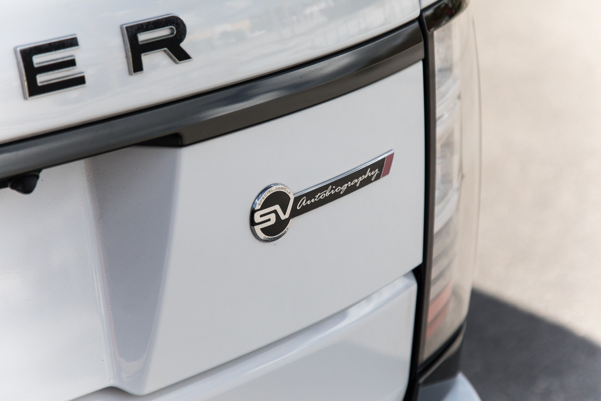 Used-2017-Land-Rover-Range-Rover-SVAutobiography-Dynamic