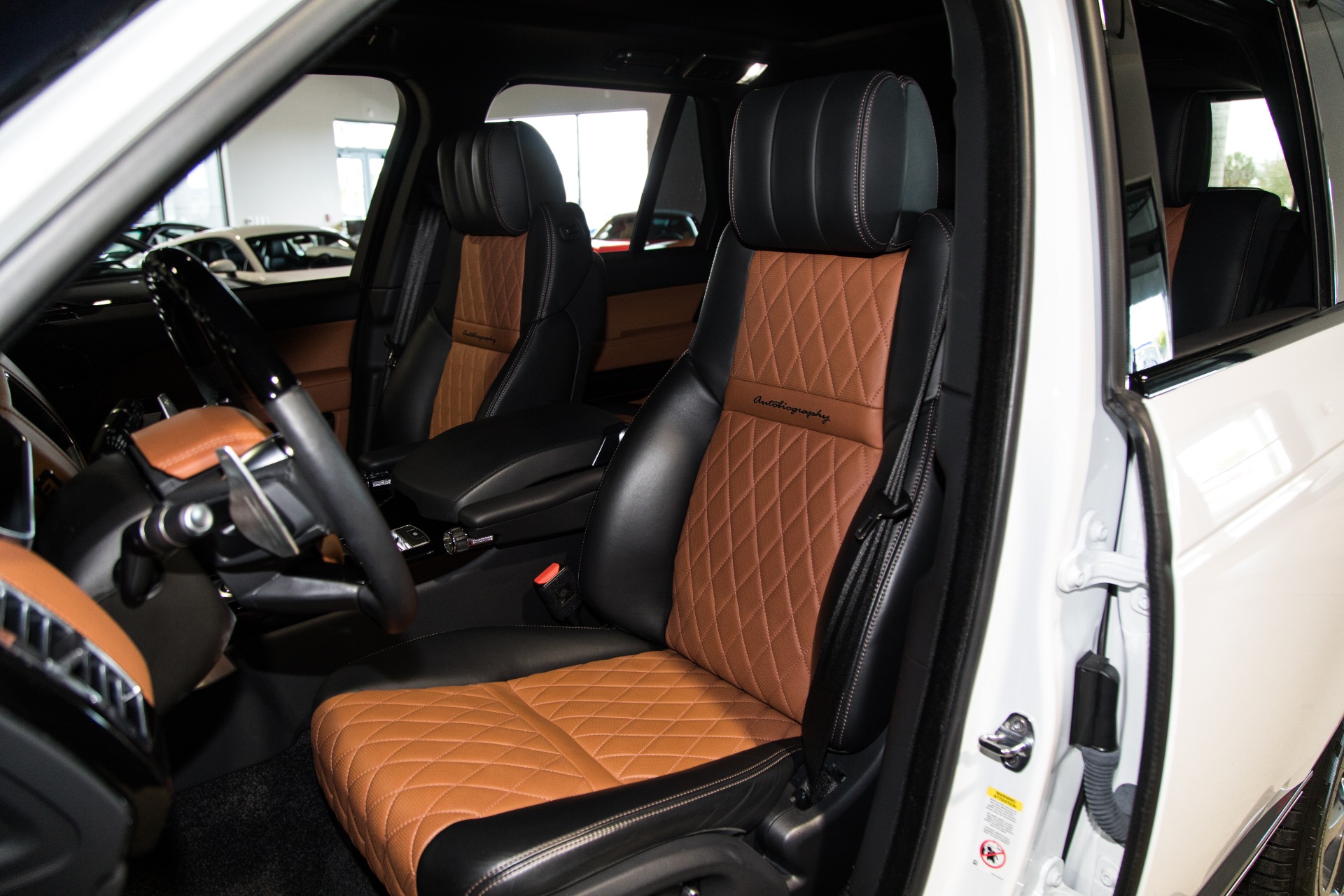 Used-2017-Land-Rover-Range-Rover-SVAutobiography-Dynamic