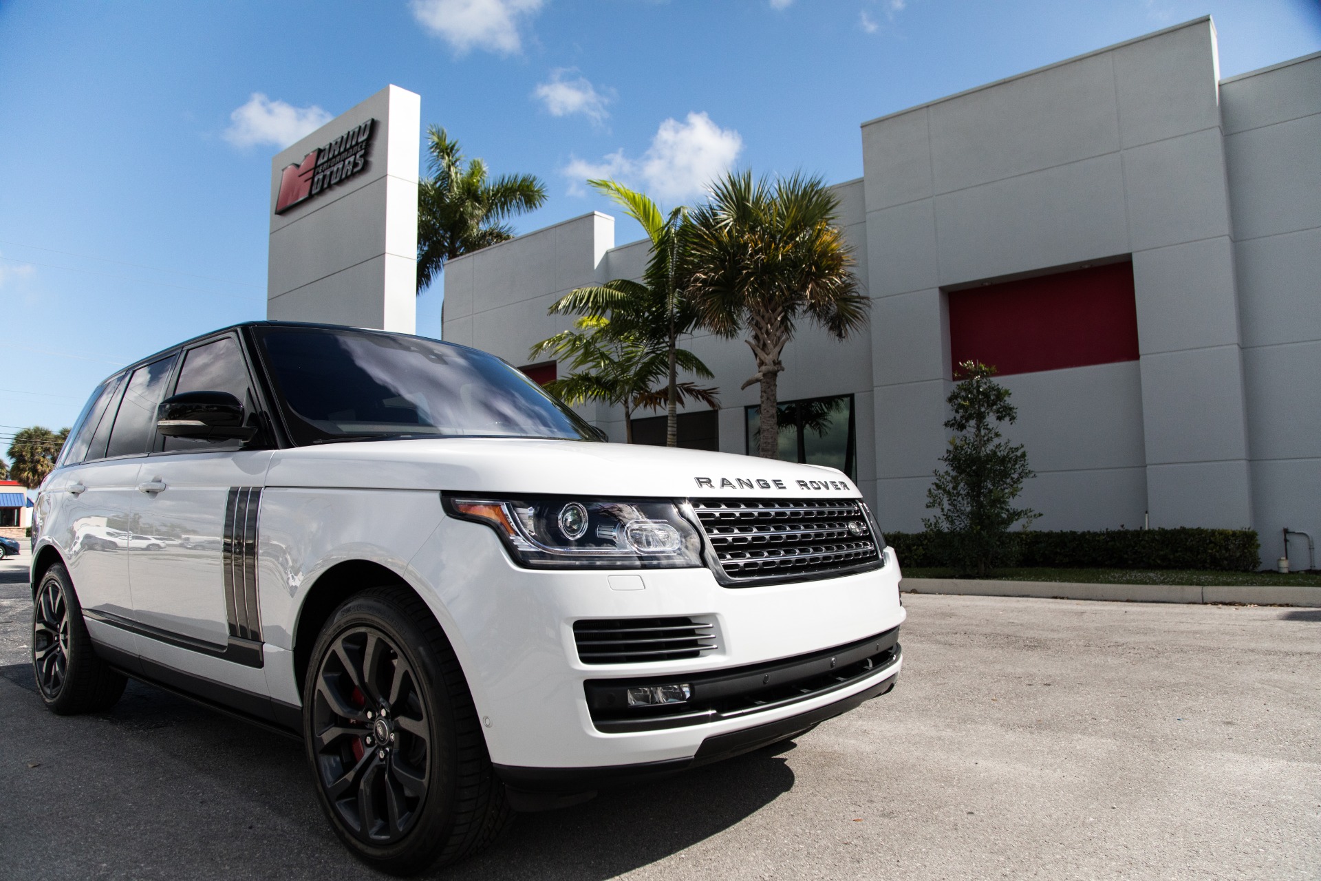 Used-2017-Land-Rover-Range-Rover-SVAutobiography-Dynamic
