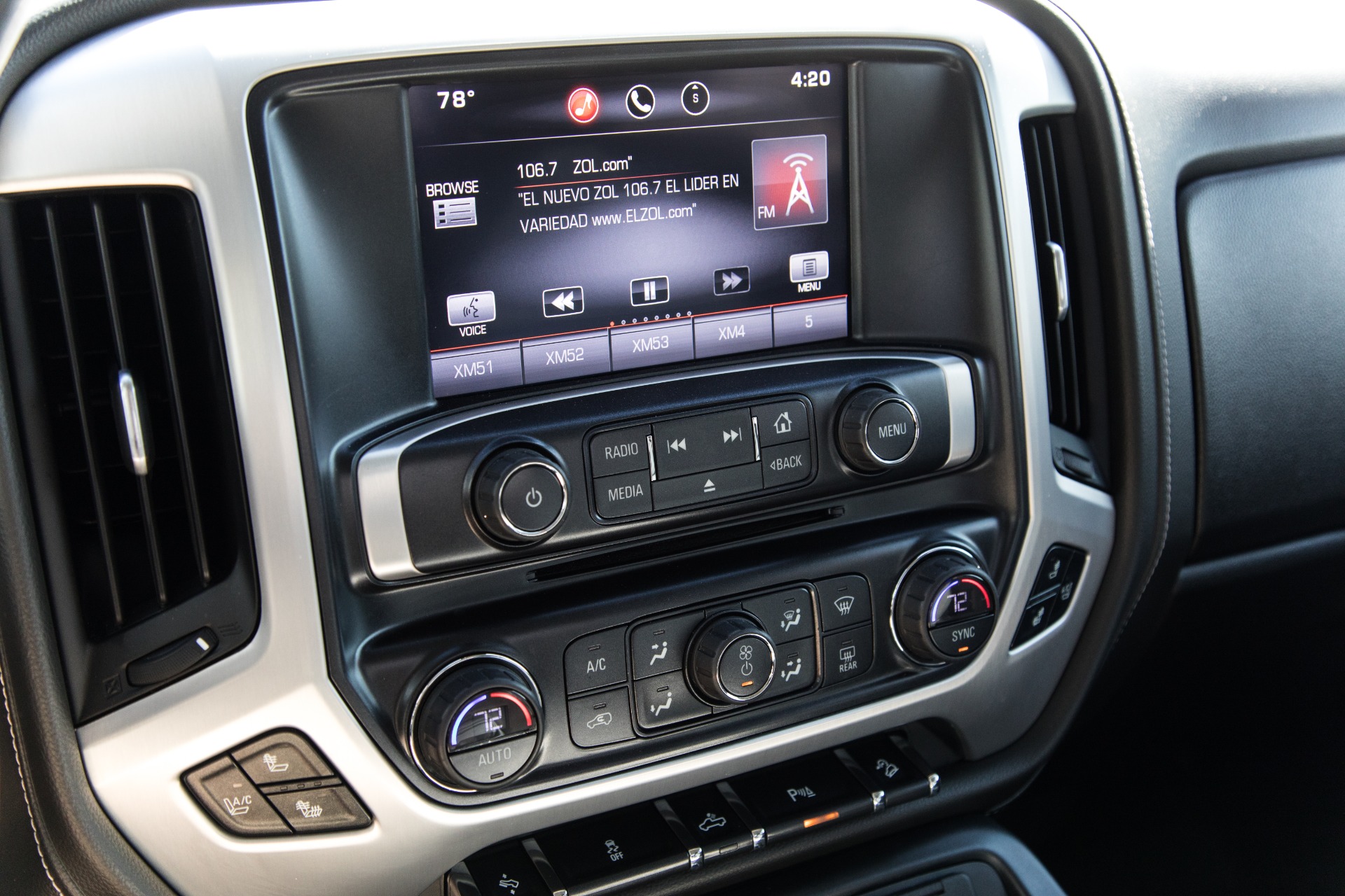 Used-2015-GMC-Sierra-1500-SLT