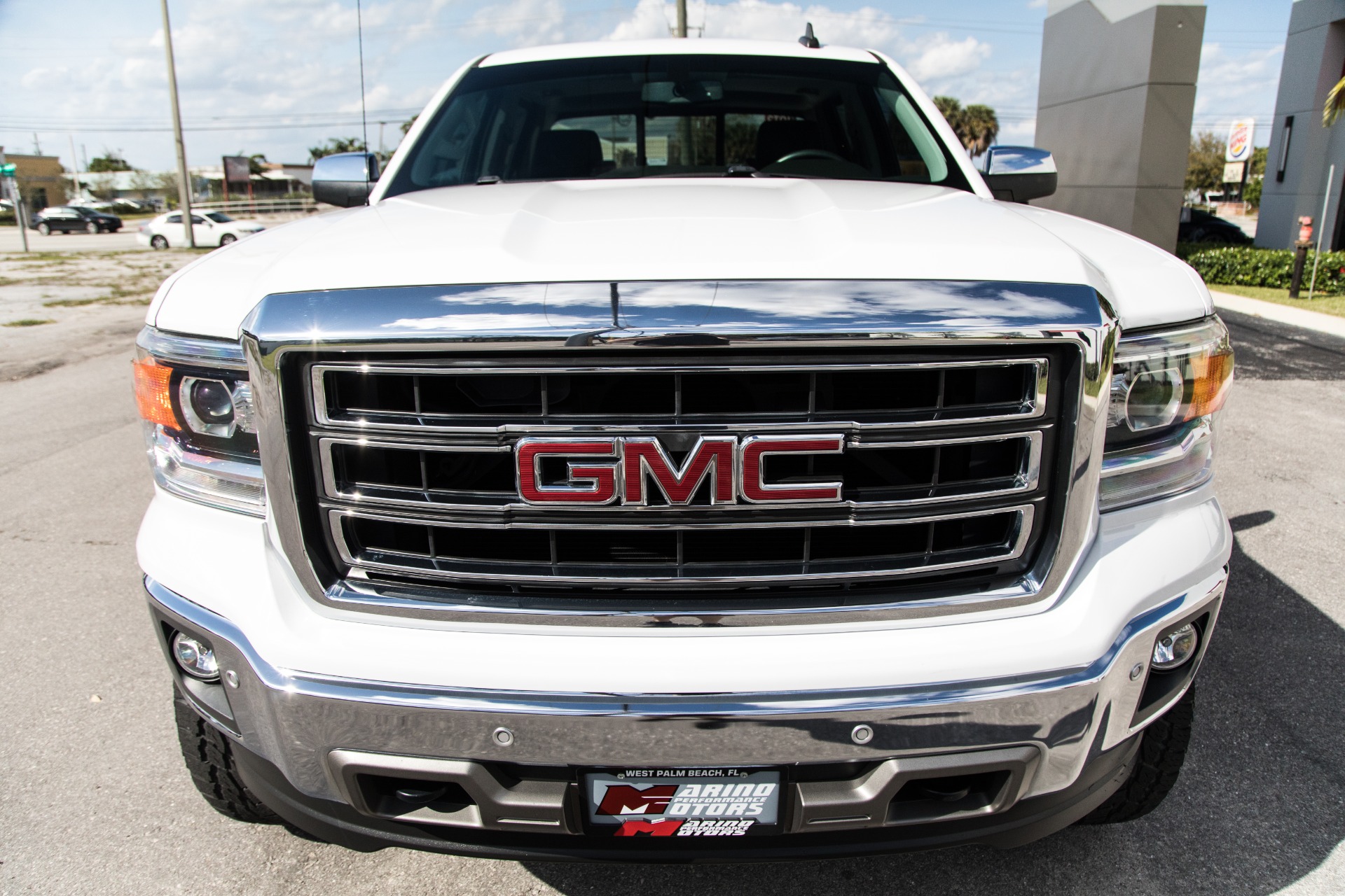 Used-2015-GMC-Sierra-1500-SLT