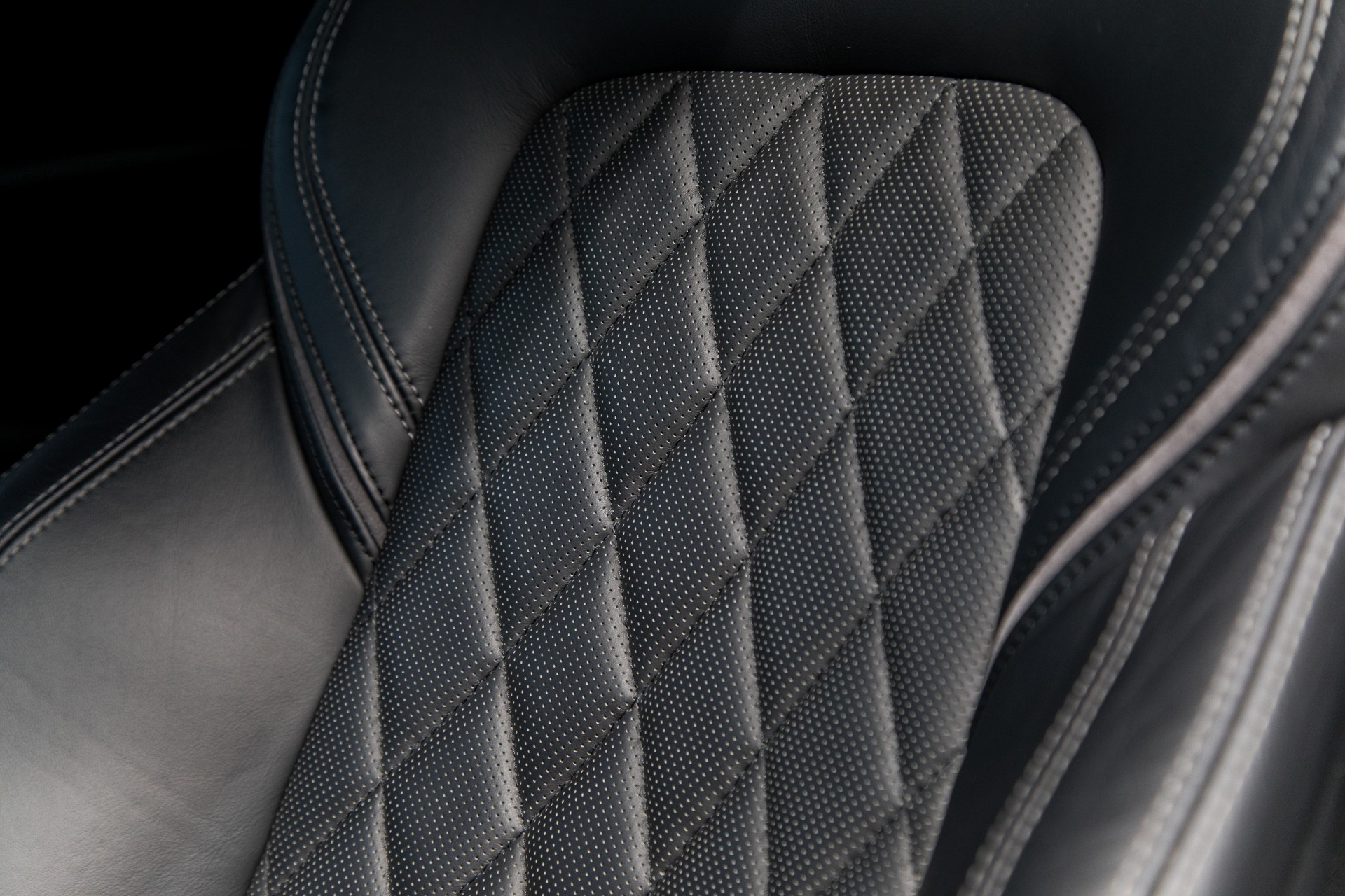 Used-2012-Ferrari-FF