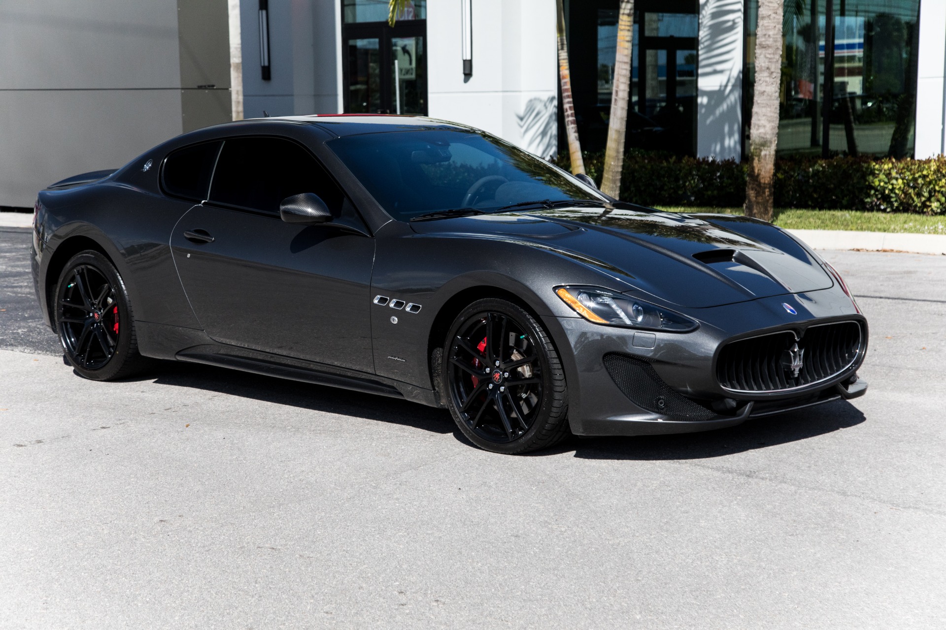 Used-2017-Maserati-GranTurismo-Sport