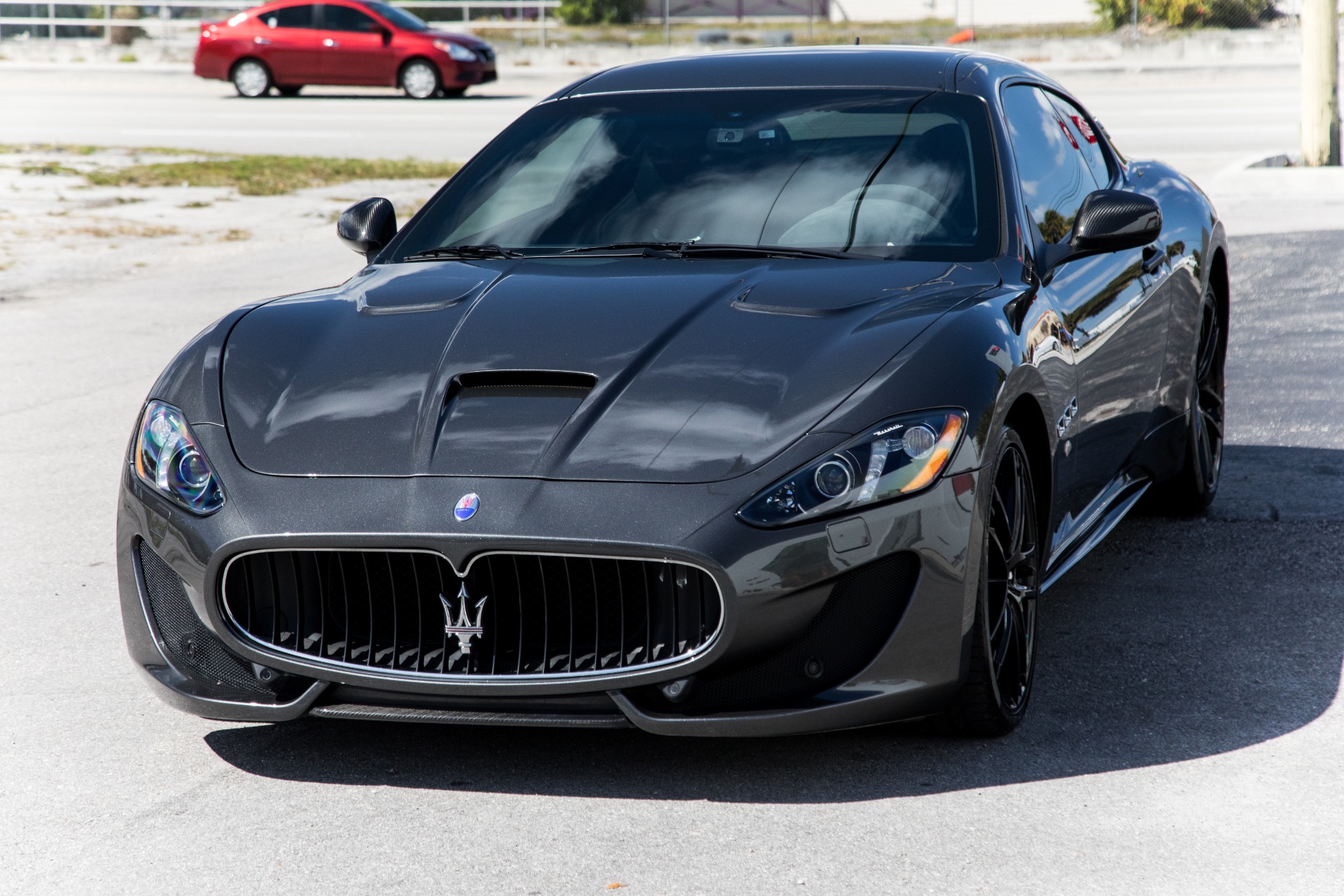Used-2017-Maserati-GranTurismo-Sport